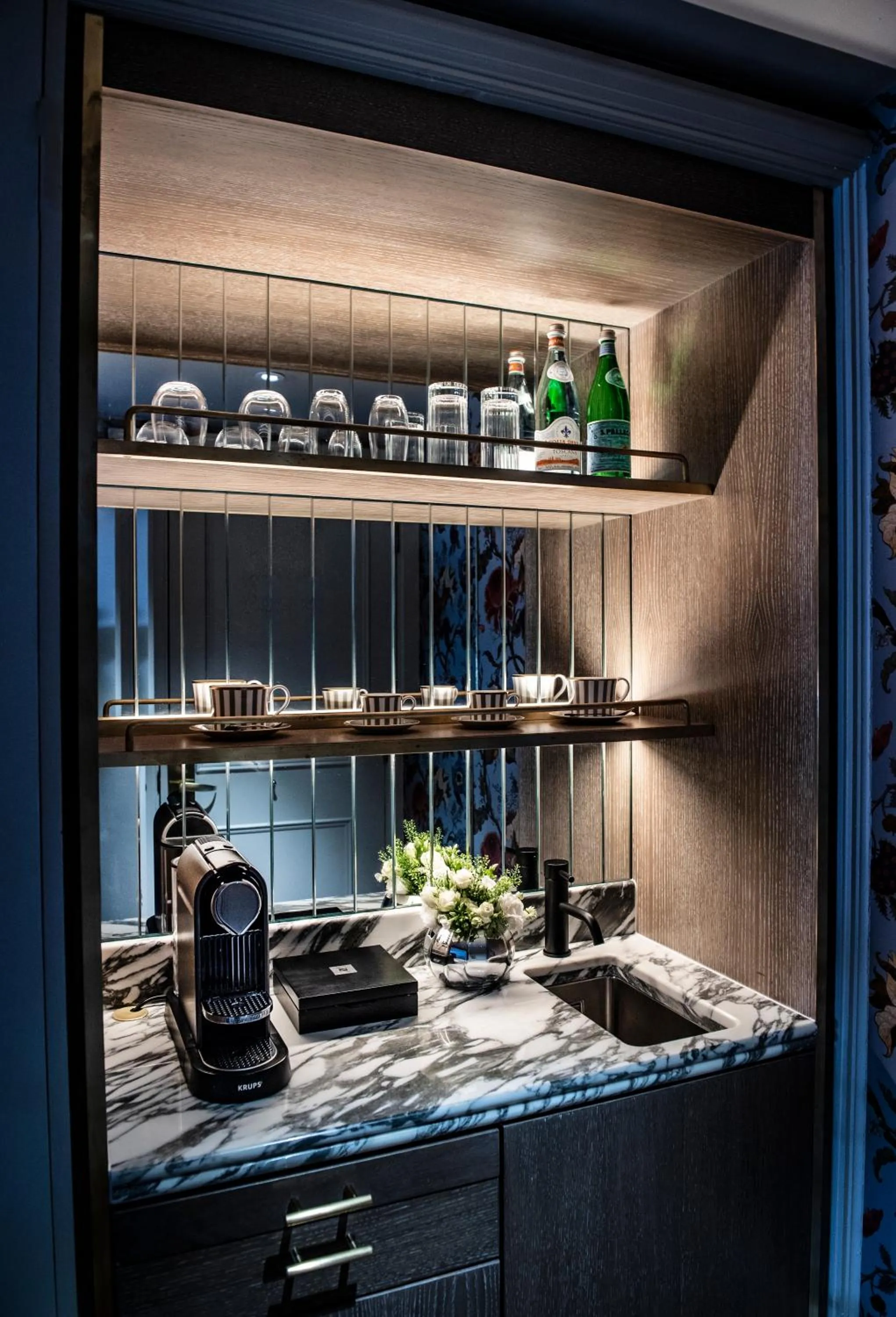 Coffee/tea facilities in The Bloomsbury Hotel