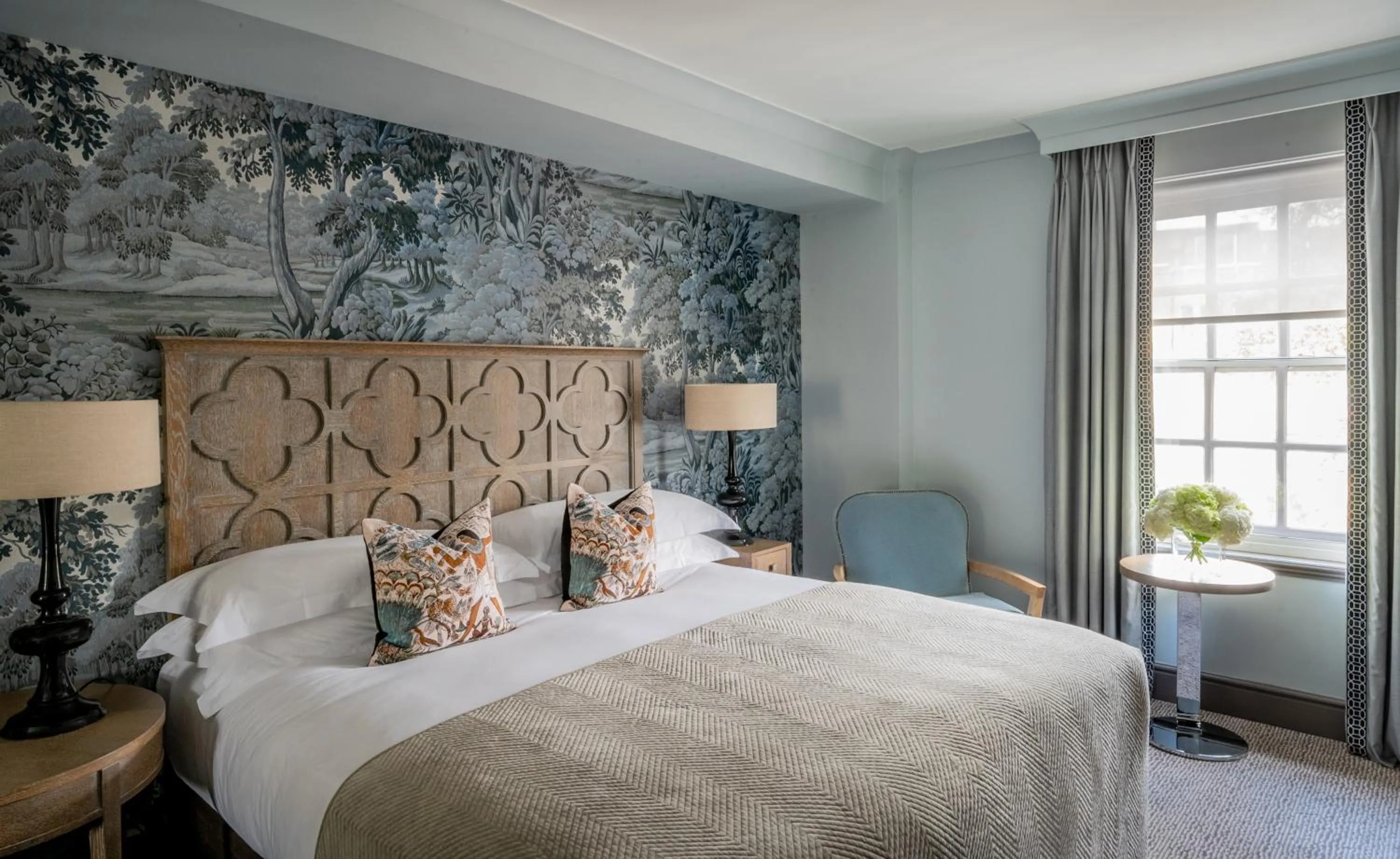 Bedroom, Bed in The Bloomsbury Hotel