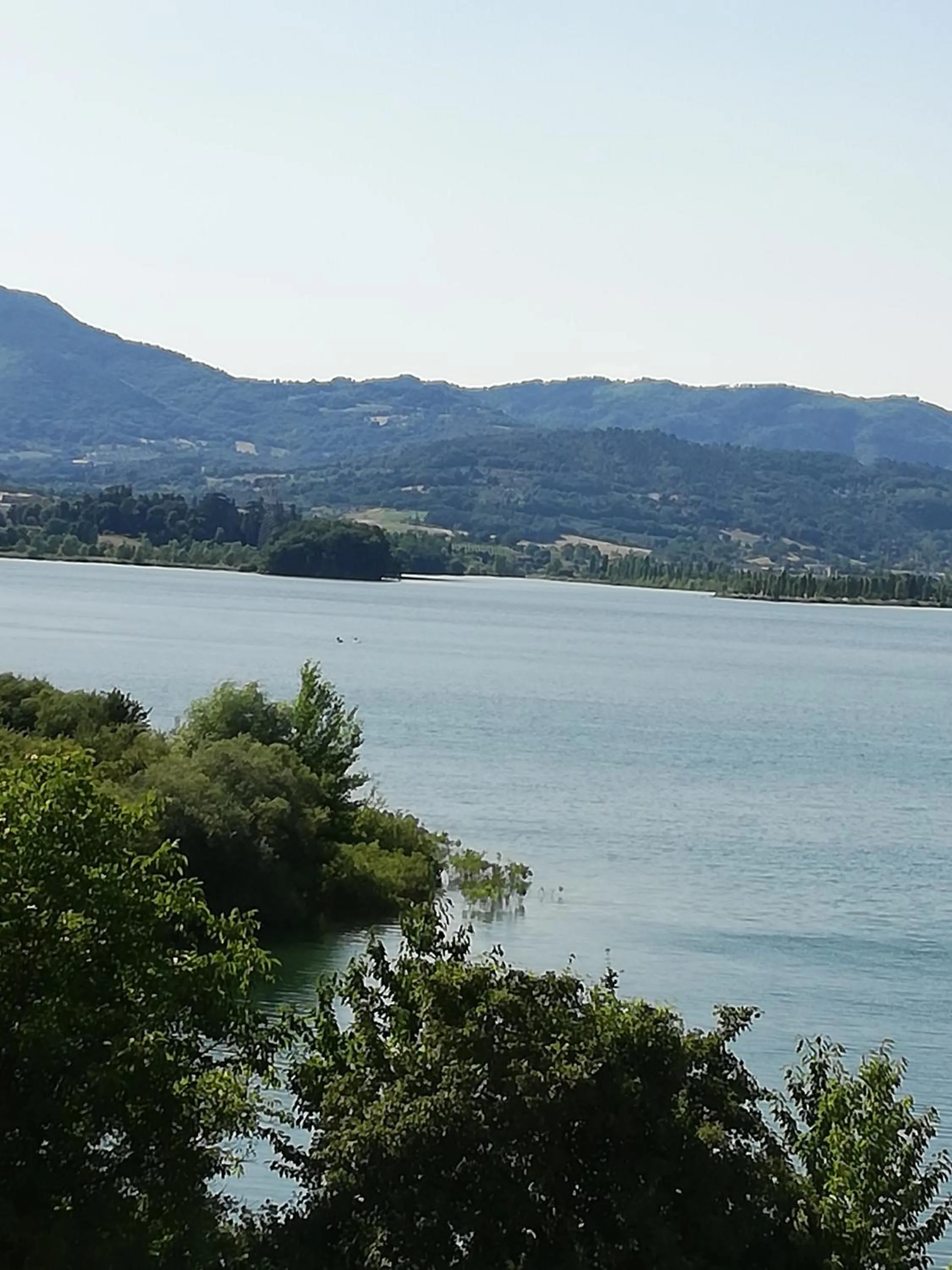Natural landscape in Il lago del Mugello B&B