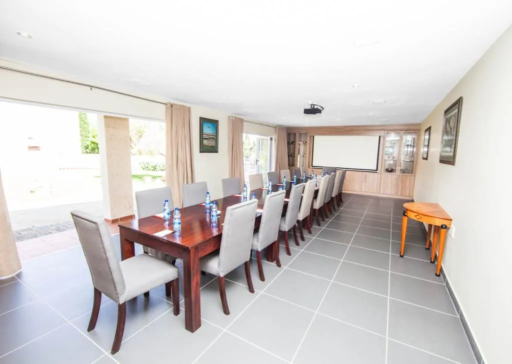 Banquet/Function facilities in Vetho 2 Apartments OR Tambo Airport