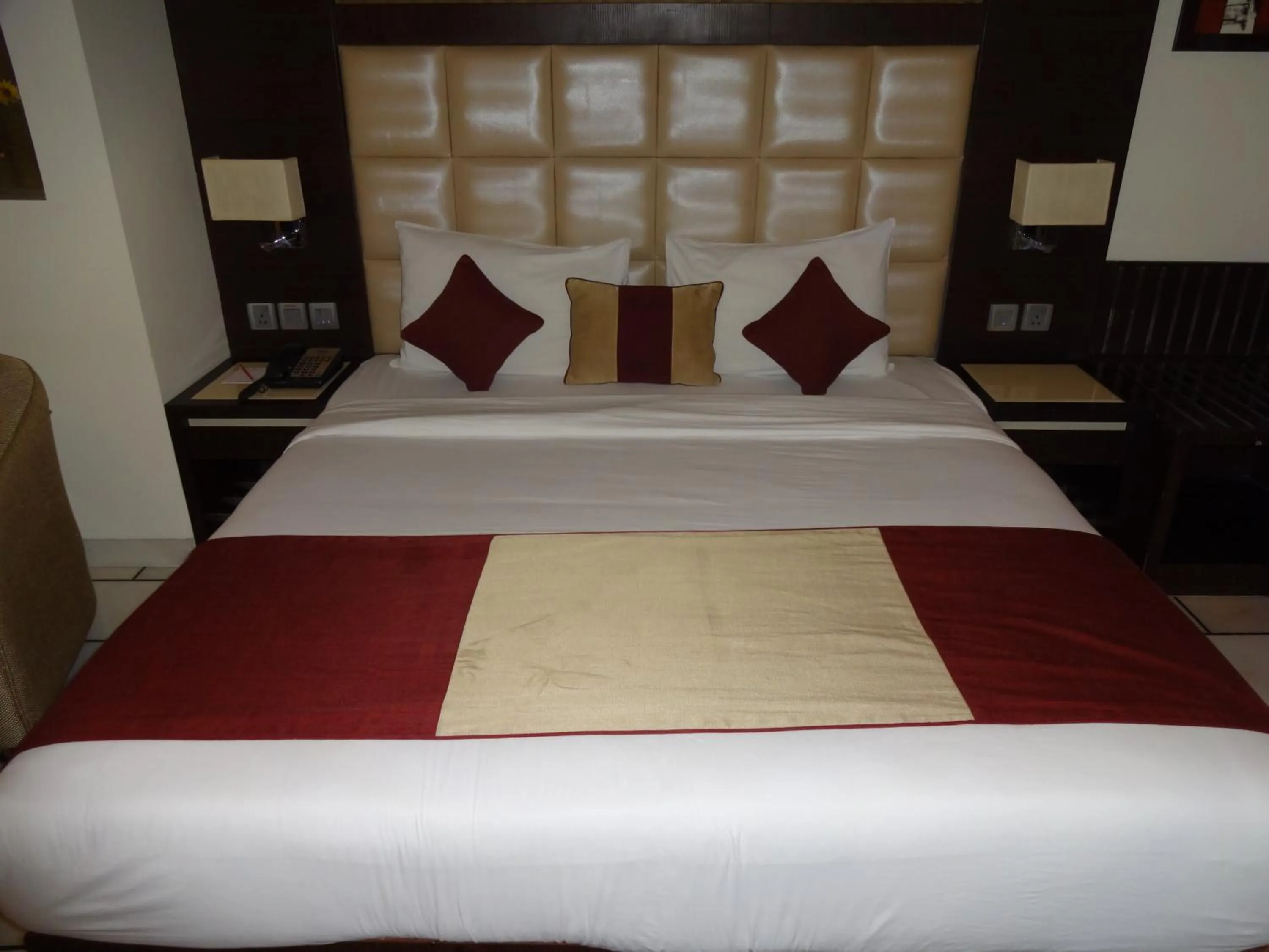 Photo of the whole room, Bed in Hotel Florence