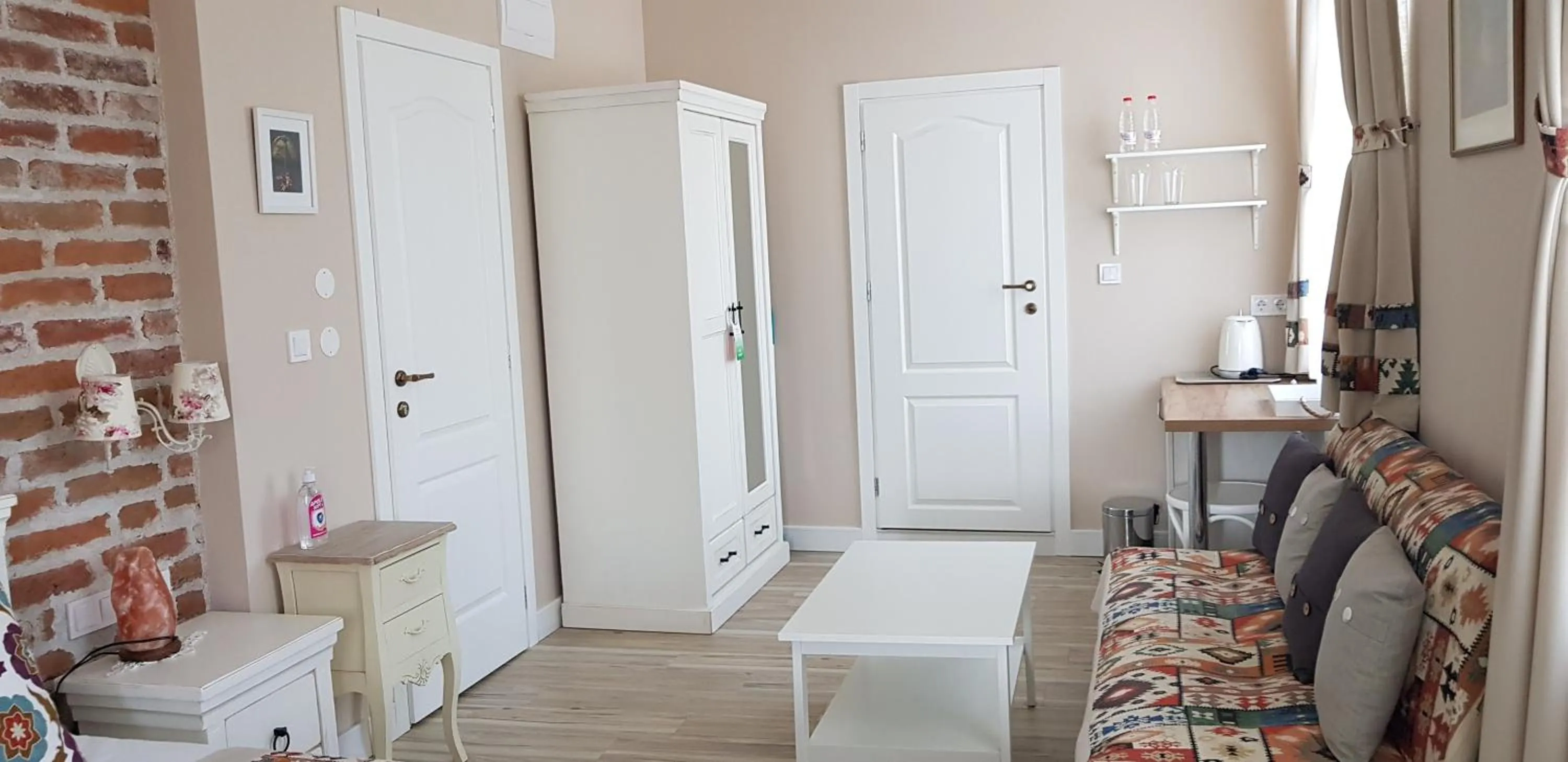 Seating area in Hotel Odeon