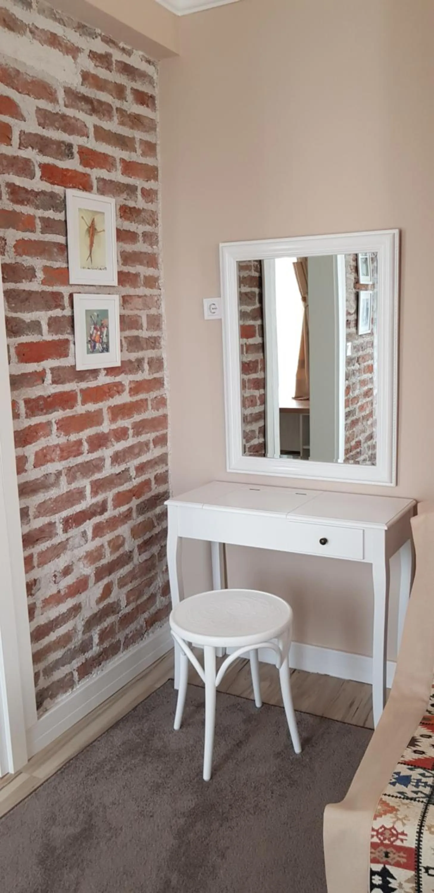 hair dresser in Hotel Odeon