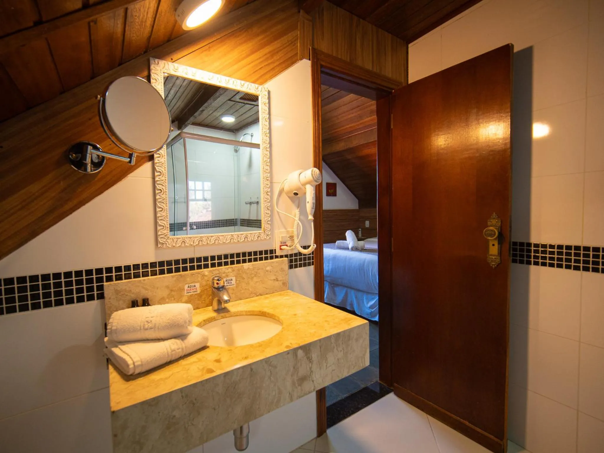 Bathroom in Pousada Suiça Mineira Centro