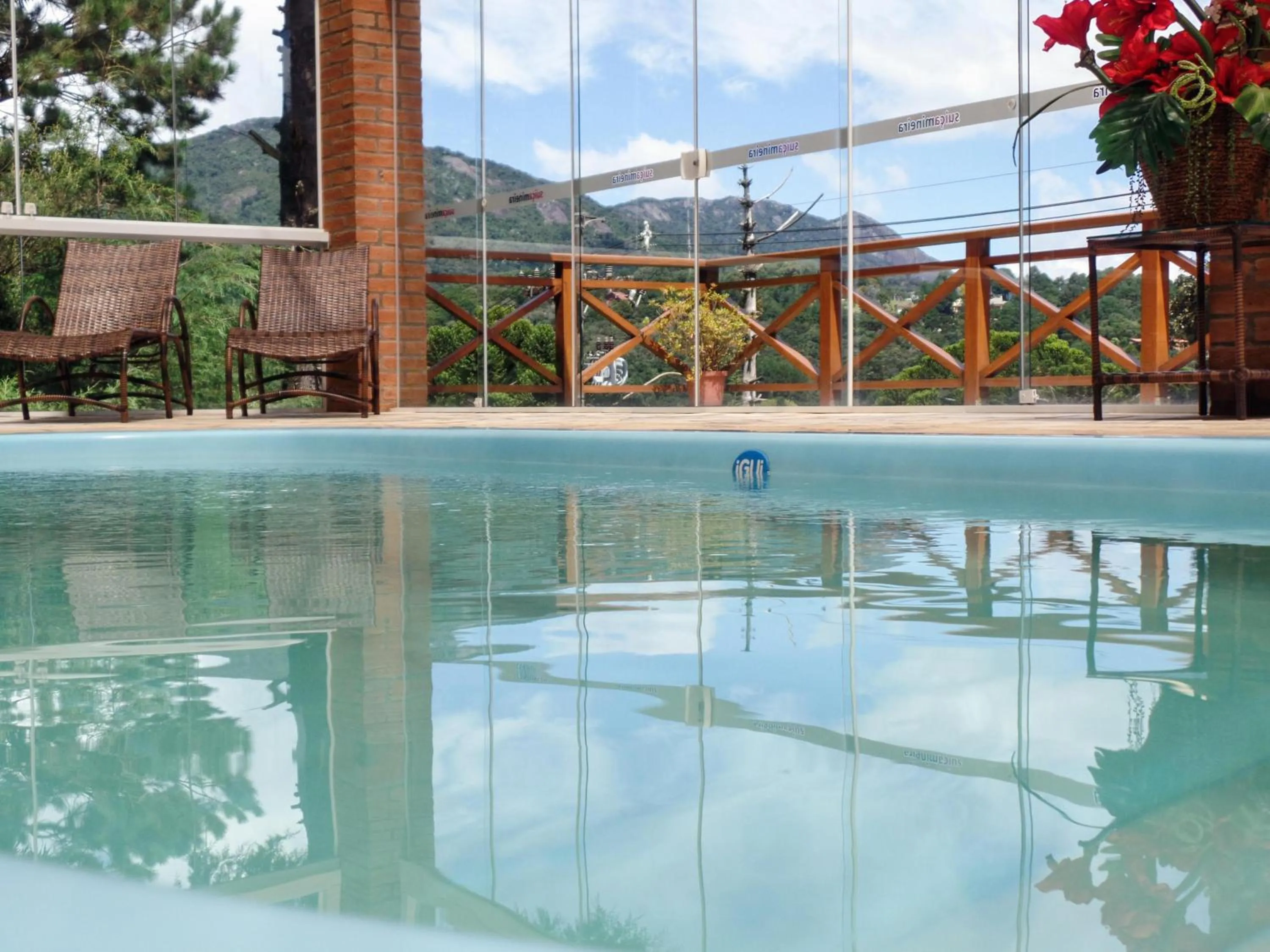 Swimming pool in Pousada Suiça Mineira Centro