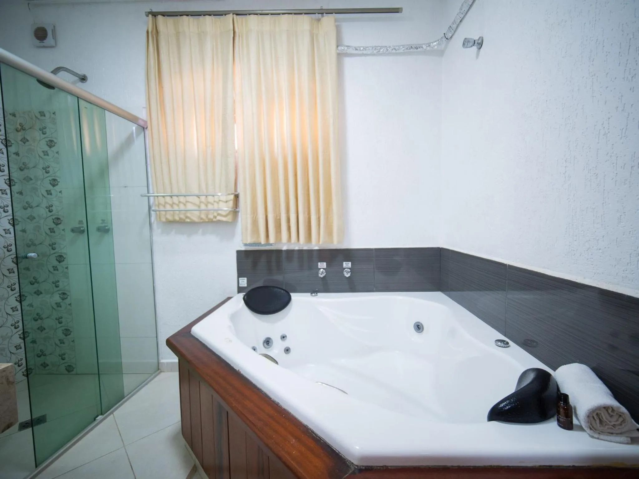 Hot Tub in Pousada Suiça Mineira Centro