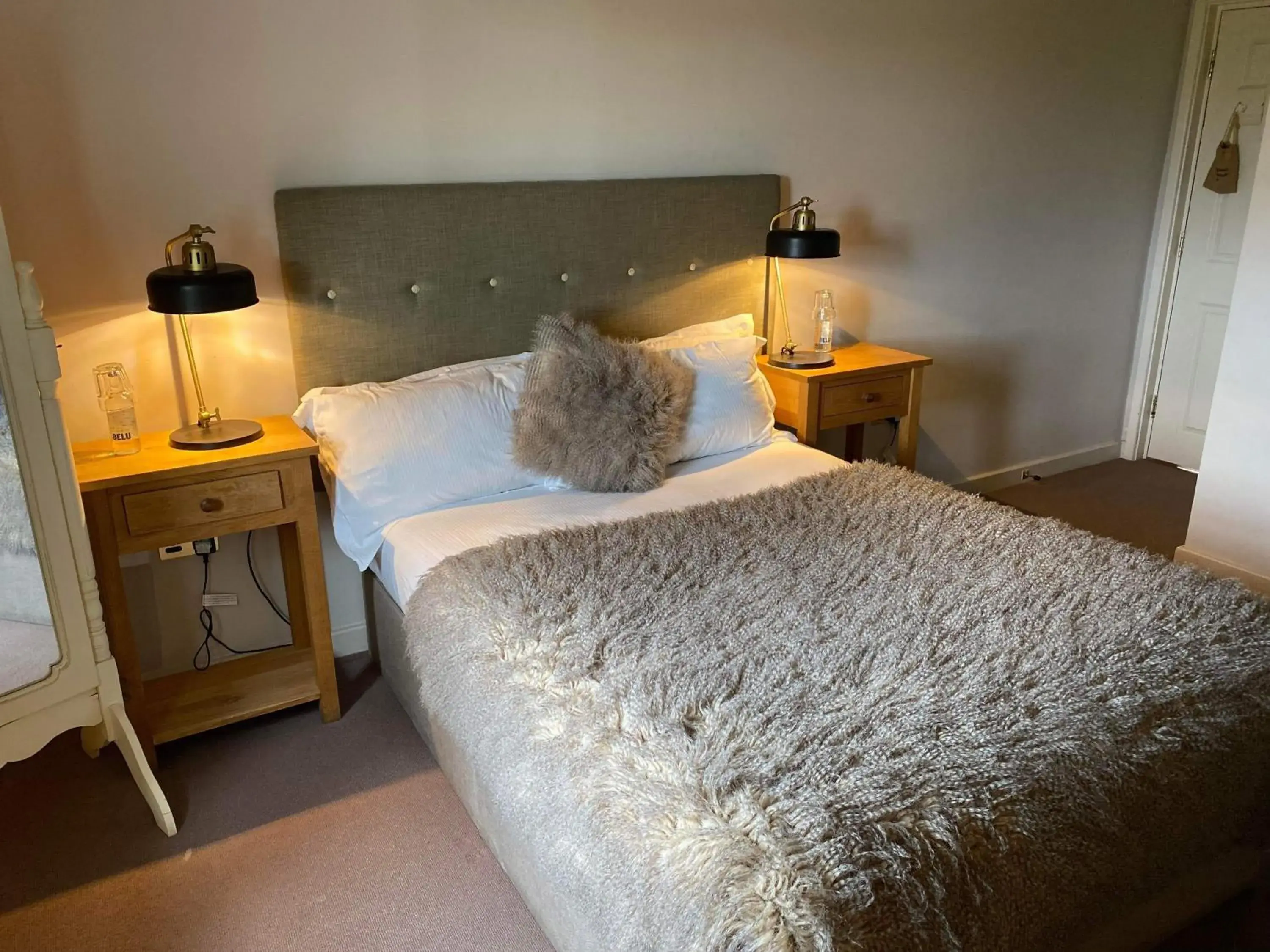 Small Double Room in Crab & Boar Small Double Room in Crab & Boar