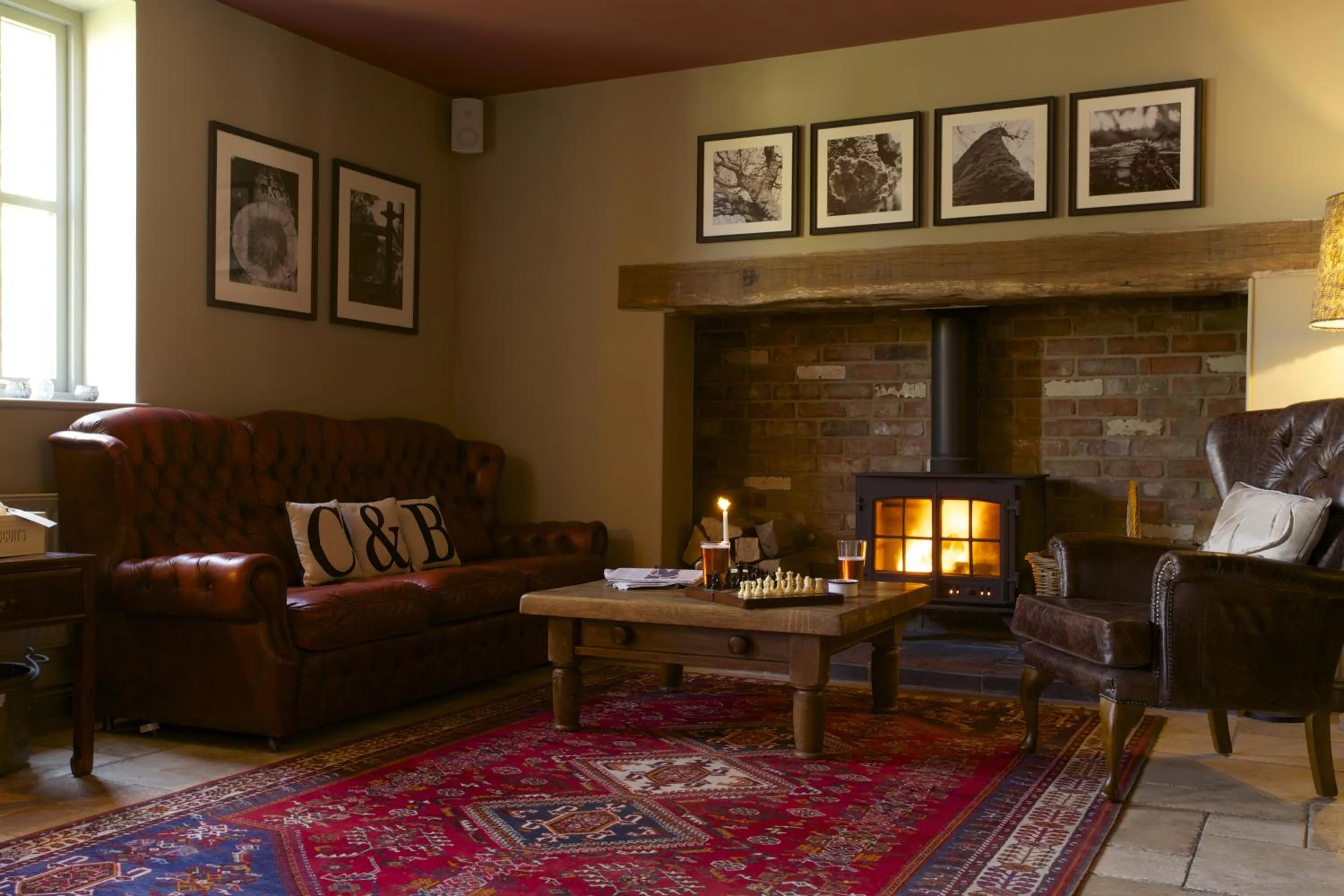 Communal lounge/ TV room in Crab & Boar