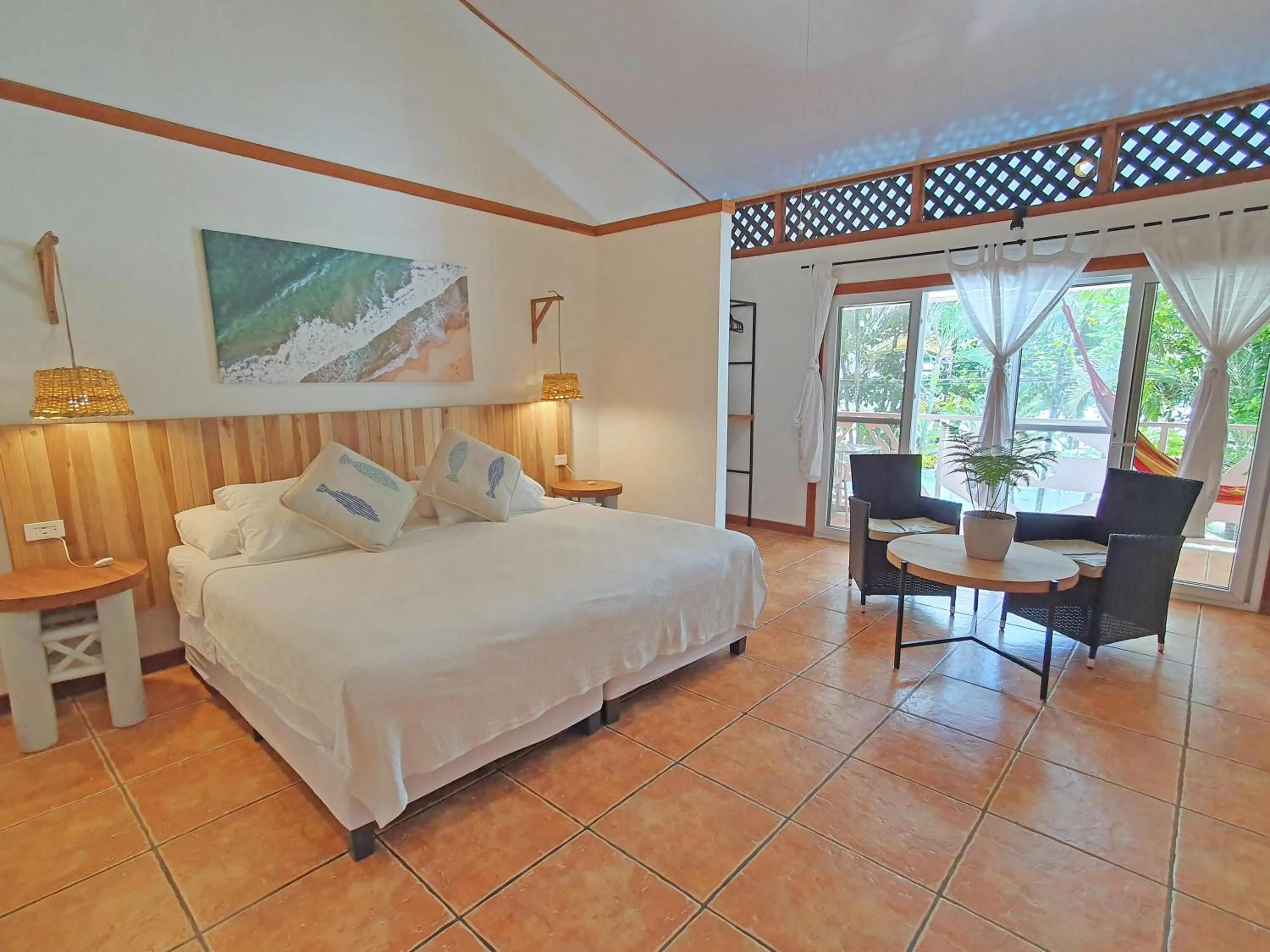 Photo of the whole room, Bed in Cariblue Beach and Jungle Resort