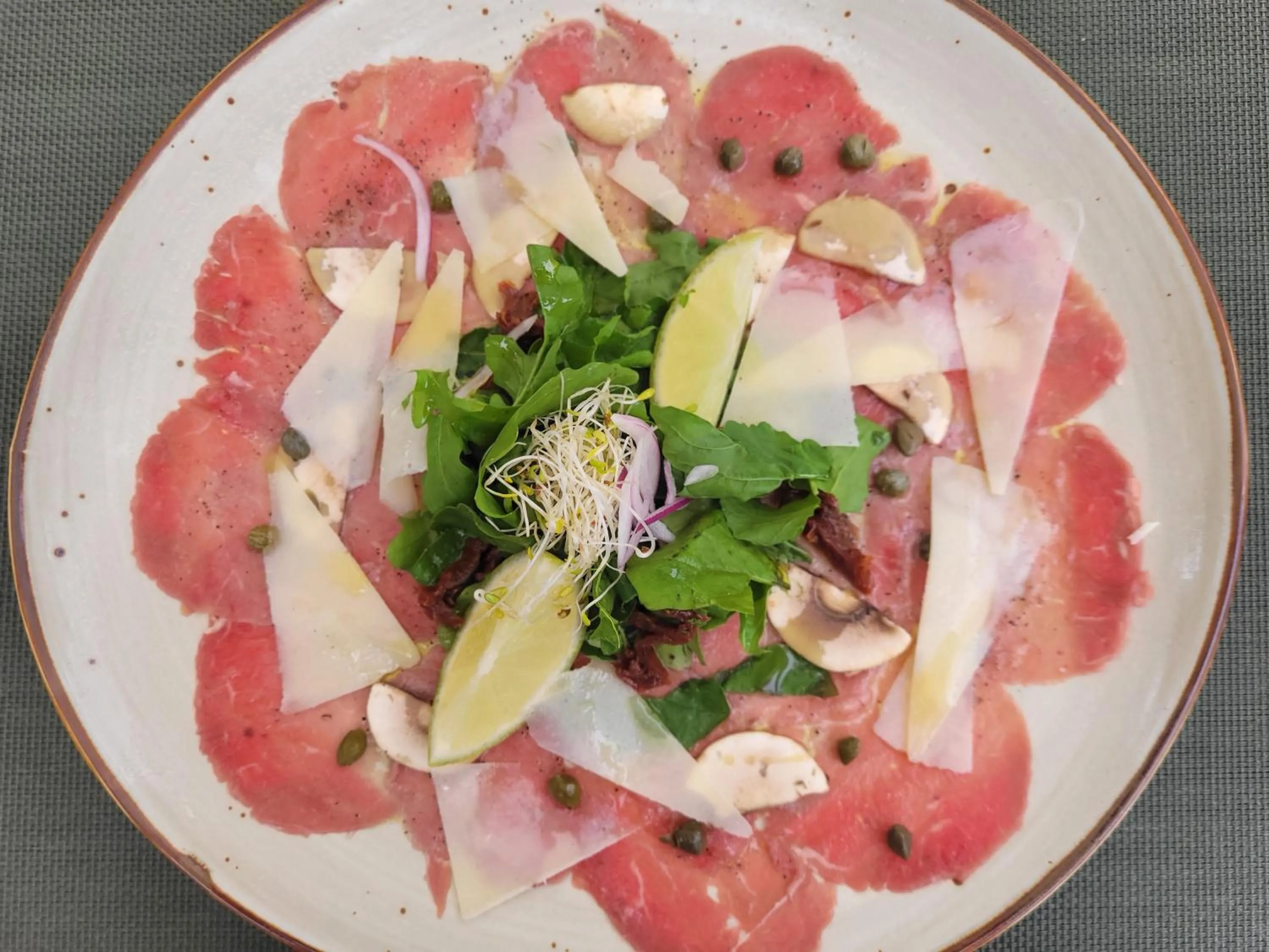 Restaurant/places to eat in Cariblue Beach and Jungle Resort