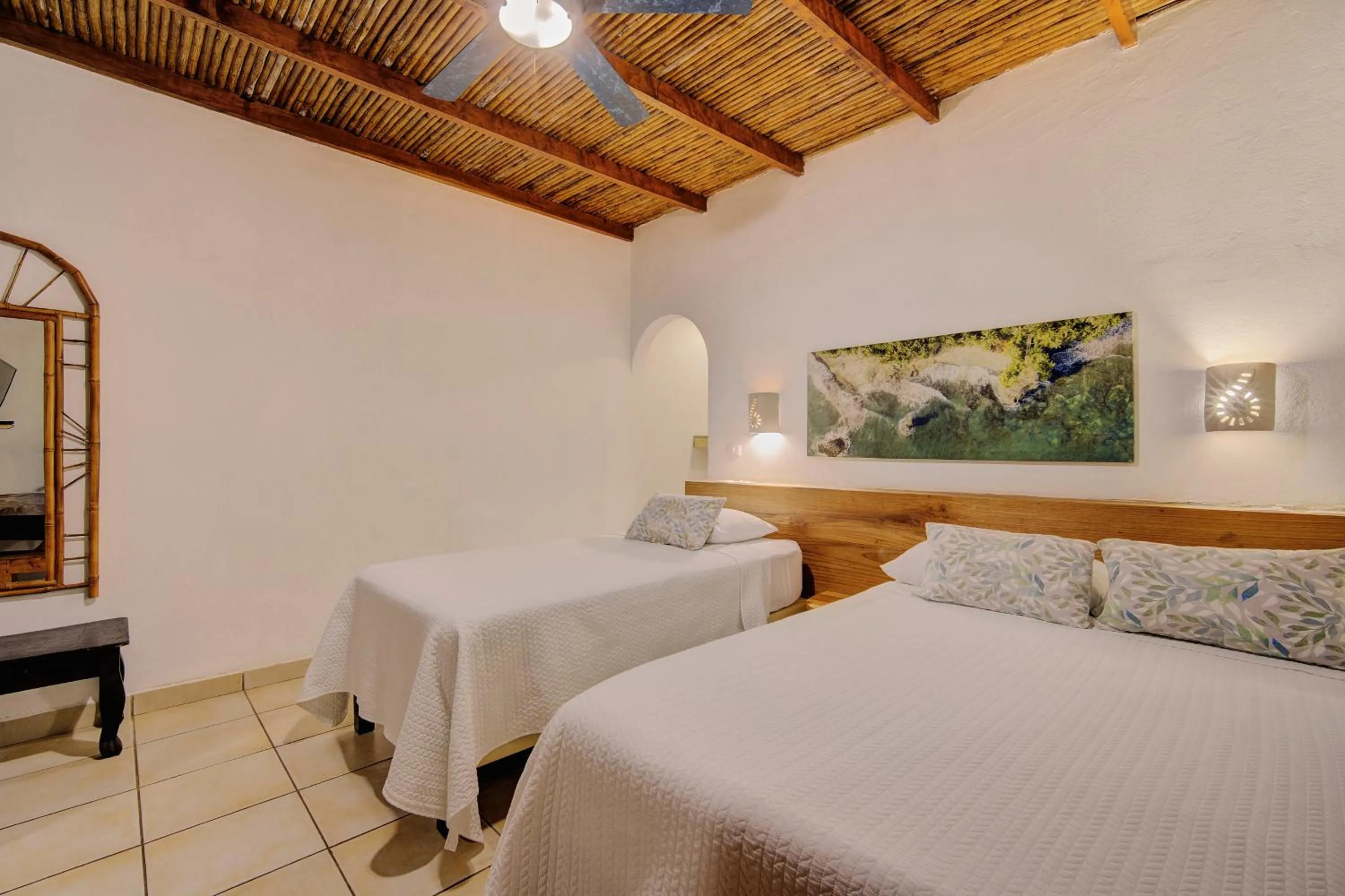 Bed in Cariblue Beach and Jungle Resort