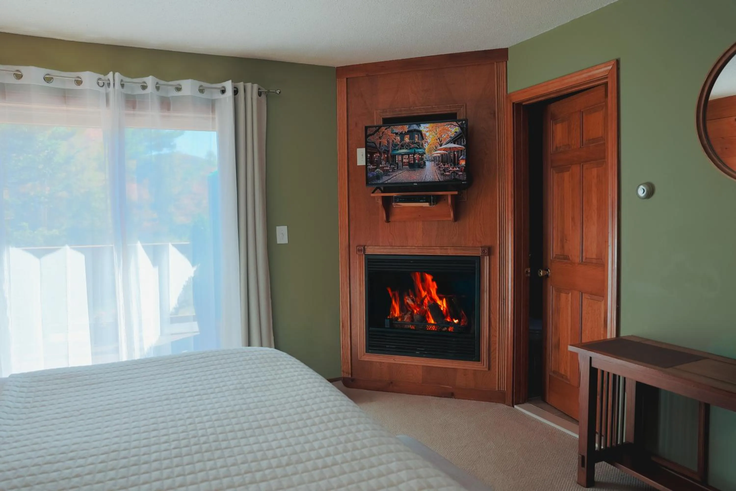 Bed in The Snowed Inn