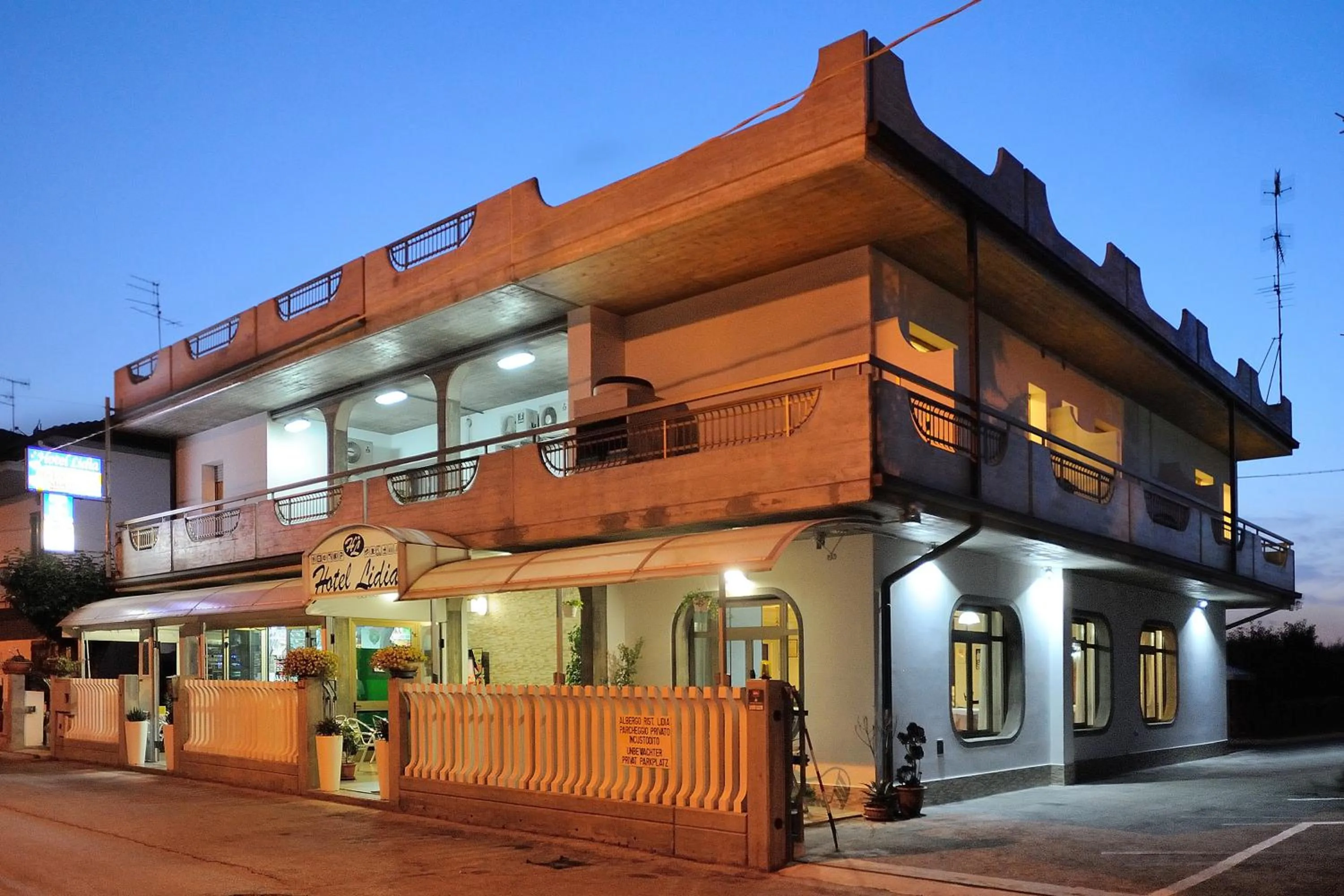 Facade/entrance in Hotel Lidia