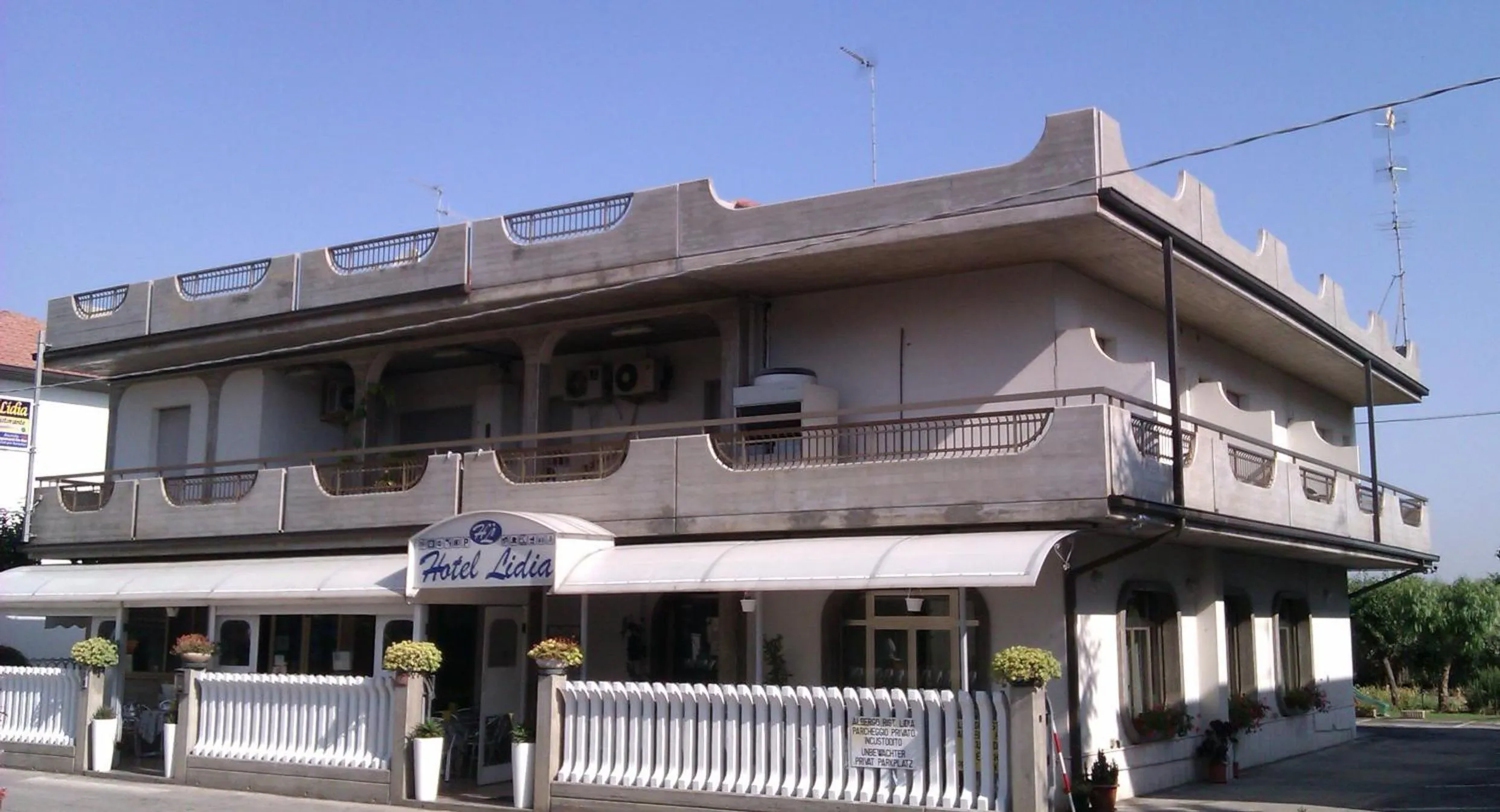 Facade/entrance in Hotel Lidia