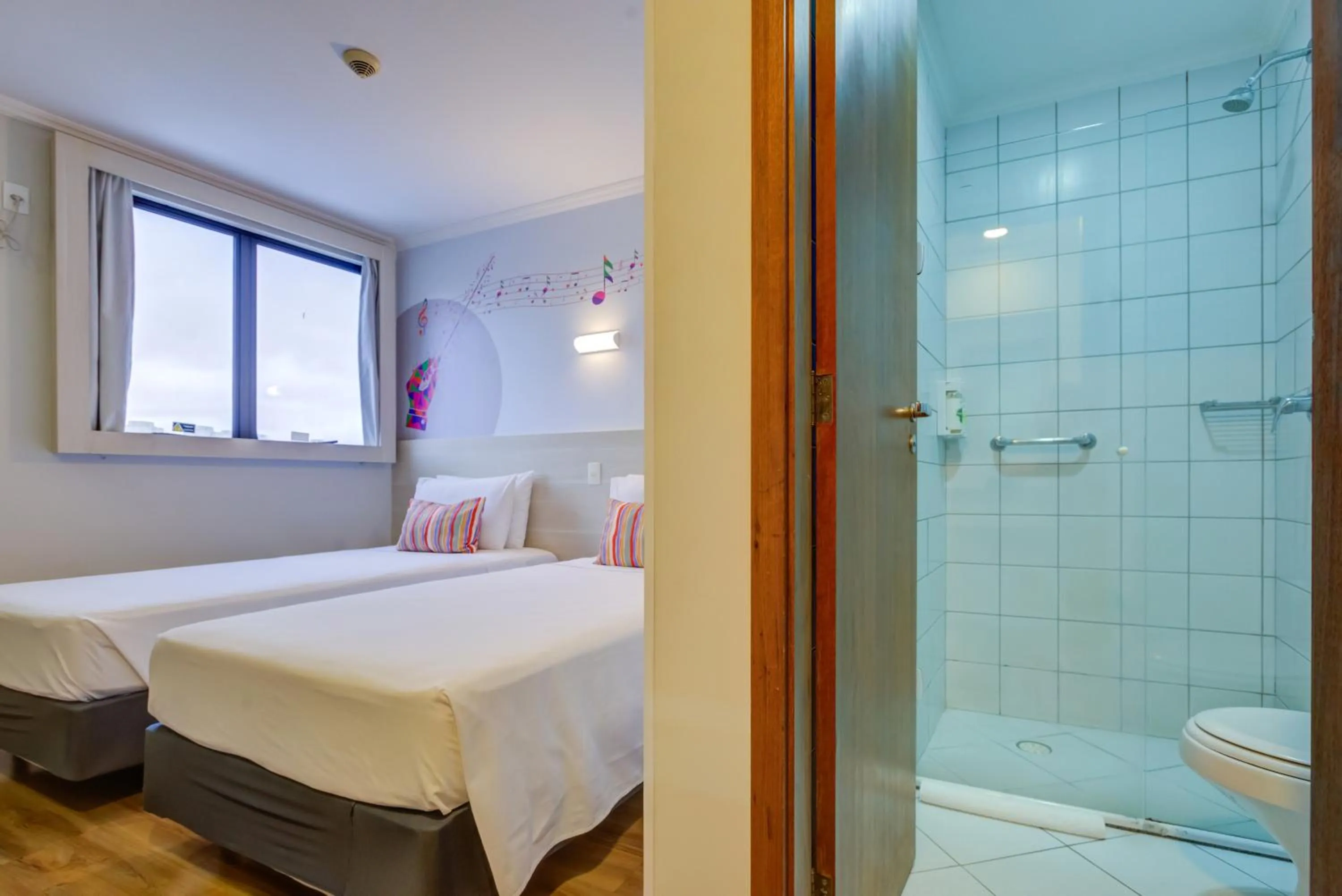 Bedroom, Bed in Transamerica Fit Villa Lobos