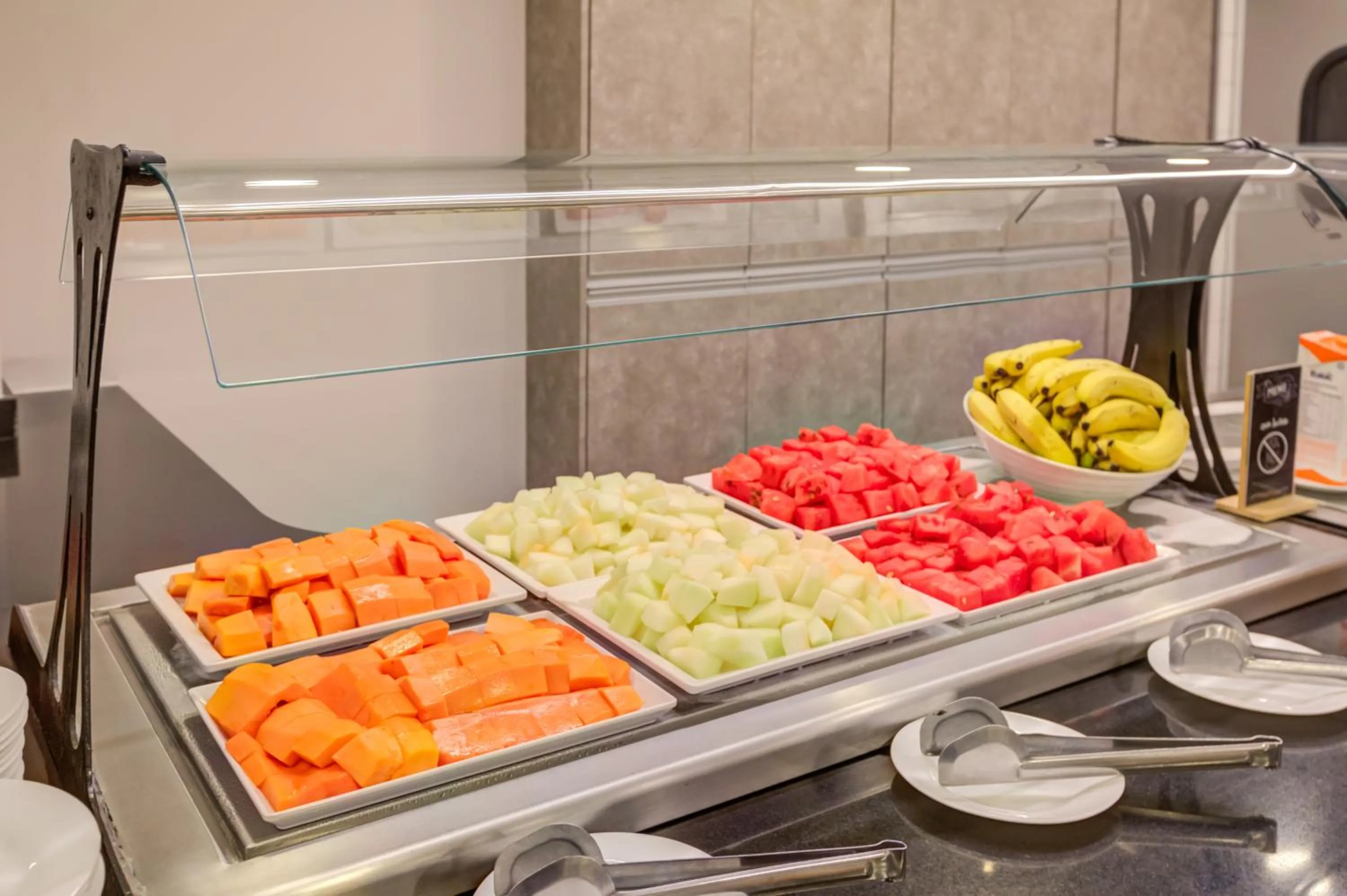 Breakfast in Transamerica Fit Villa Lobos