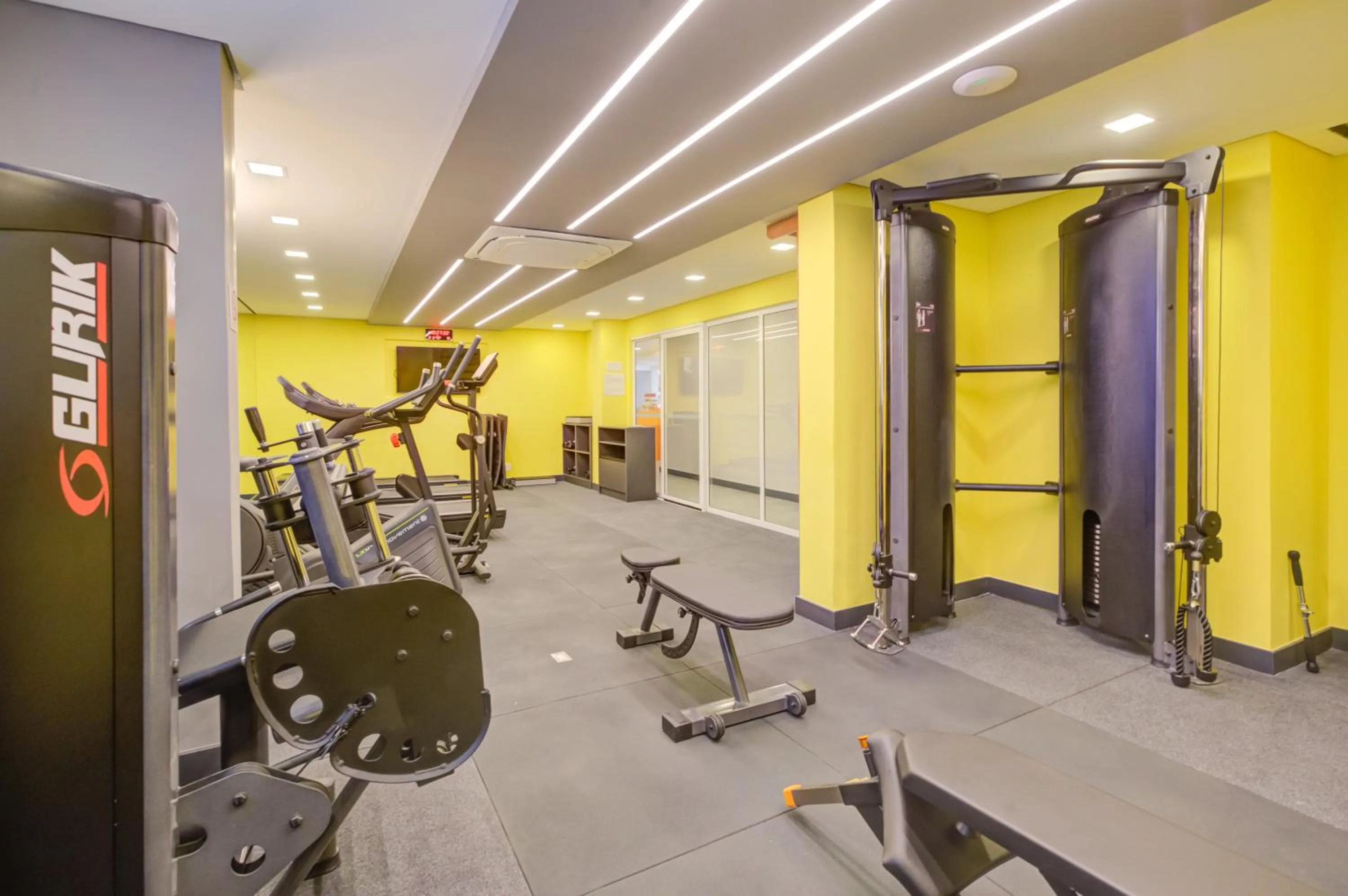 Fitness centre/facilities in Transamerica Fit Villa Lobos
