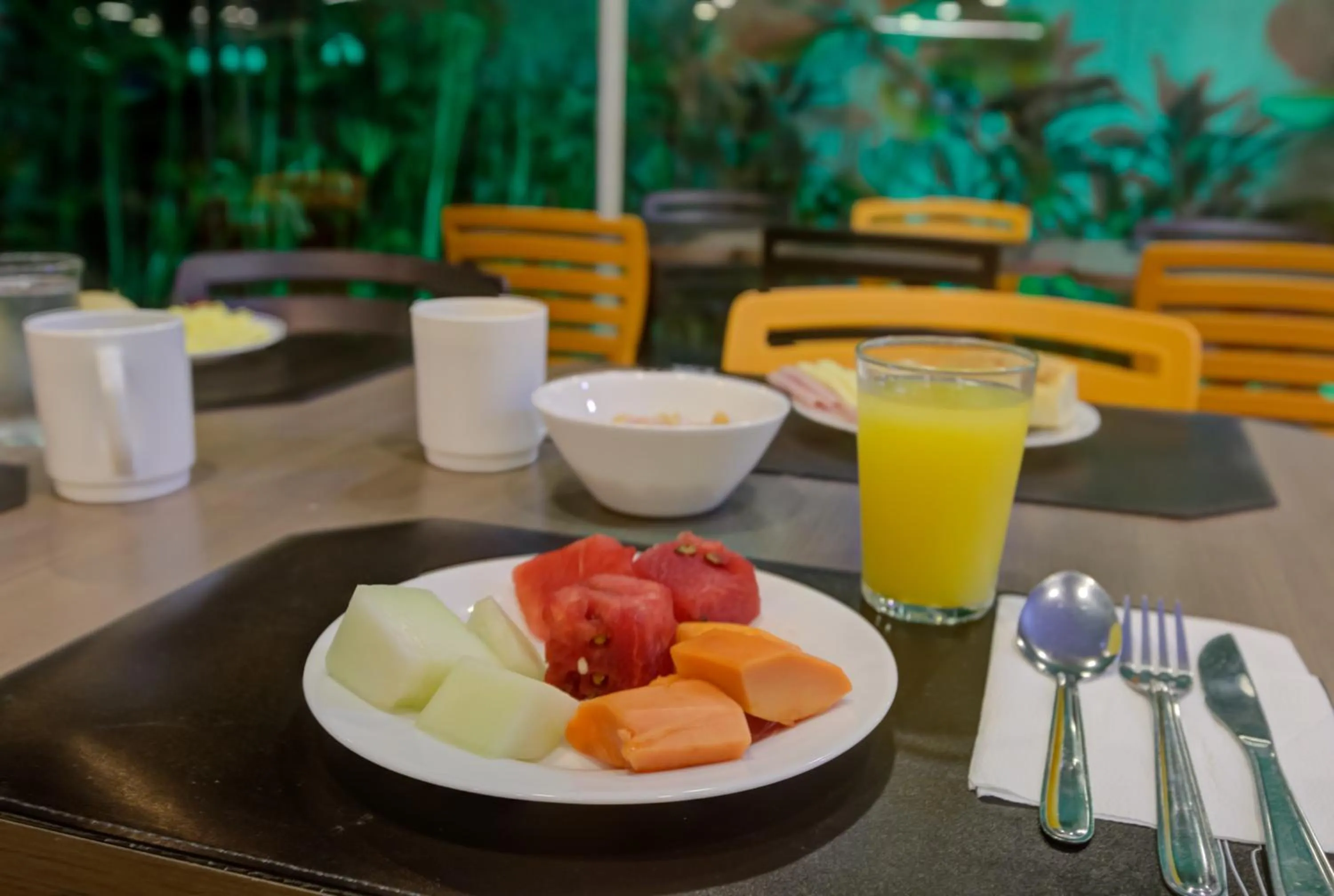 Breakfast in Transamerica Fit Villa Lobos