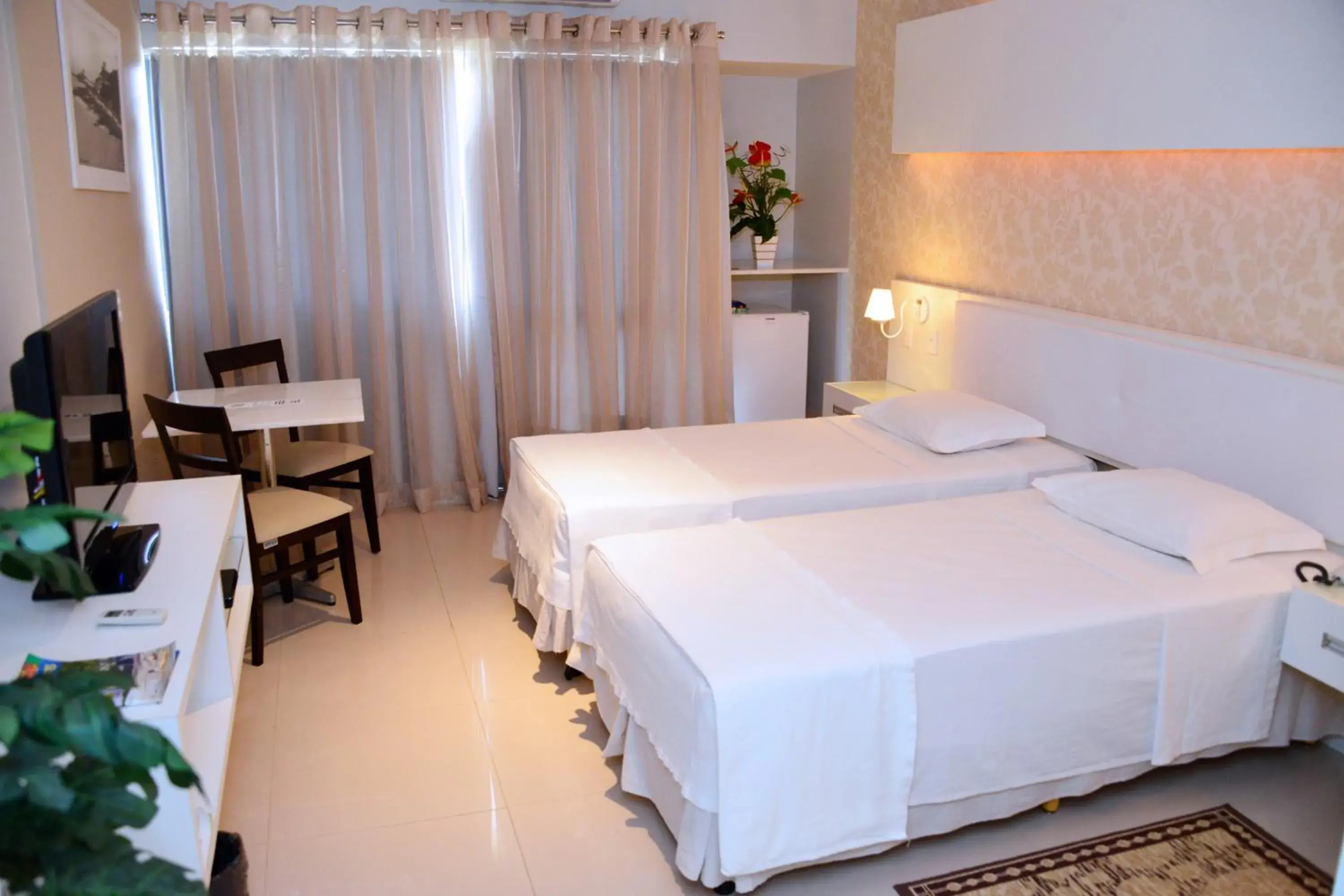 Standard Twin Room in Bahiamar Hotel Standard Twin Room in Bahiamar Hotel