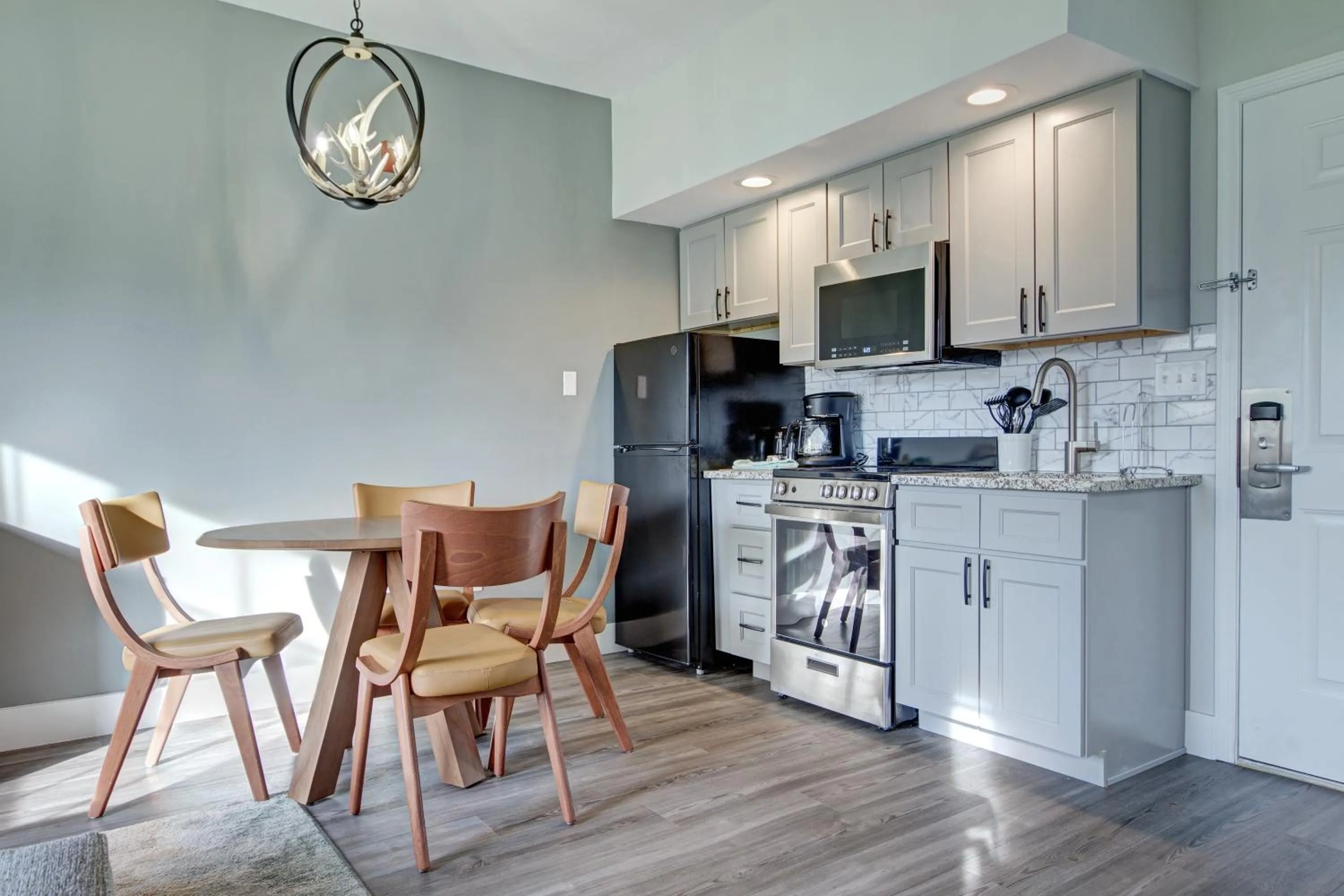 Kitchen or kitchenette in Pocono Mountain Villas by Exploria Resorts