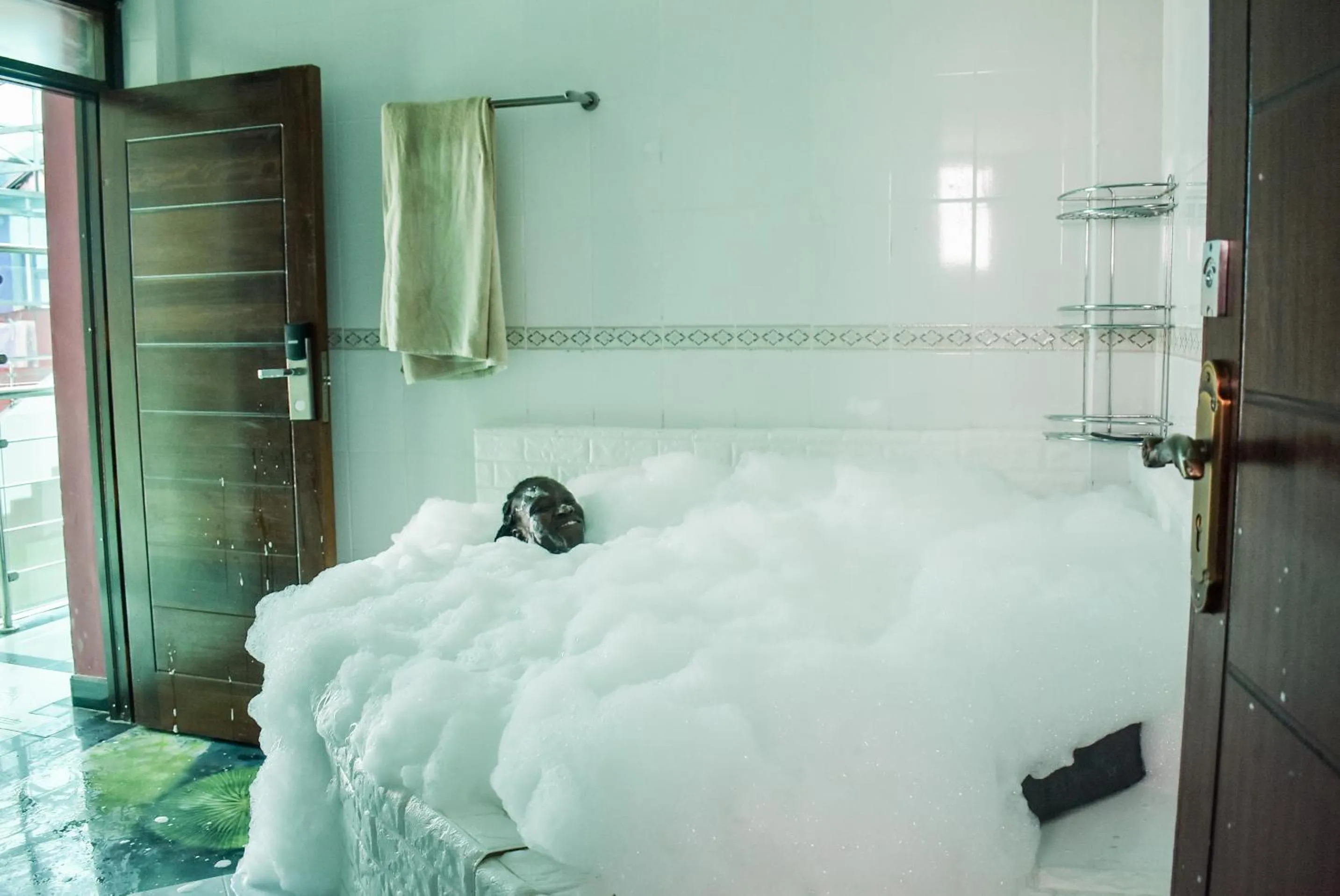 Hot Tub, Bed in Sheratton Regency Hotel