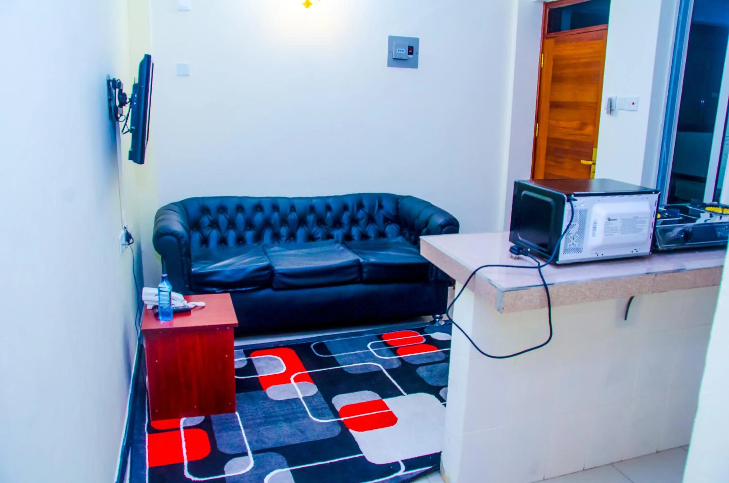 TV and multimedia in Sheratton Regency Hotel