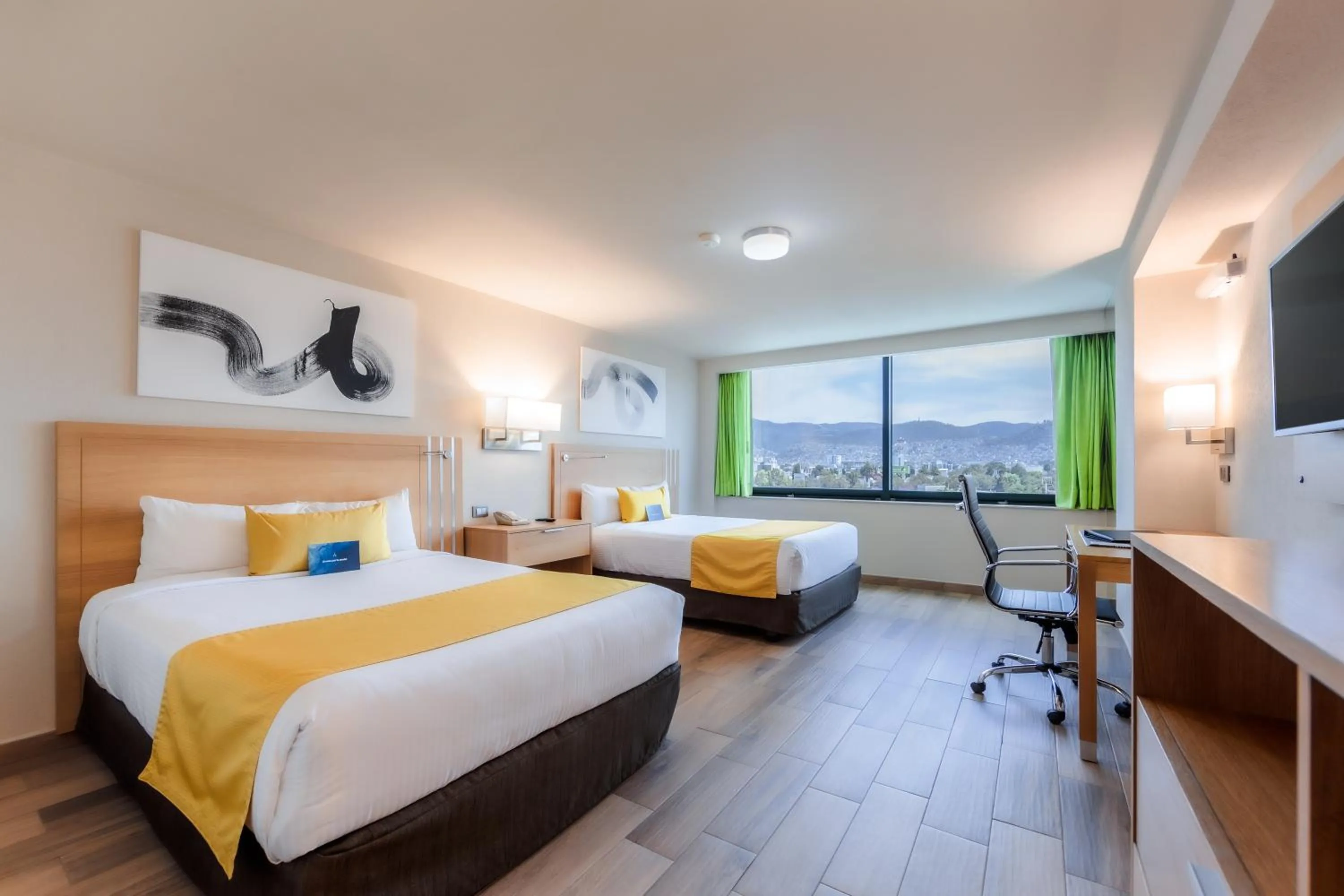 Photo of the whole room, Bed in La Joya Pachuca