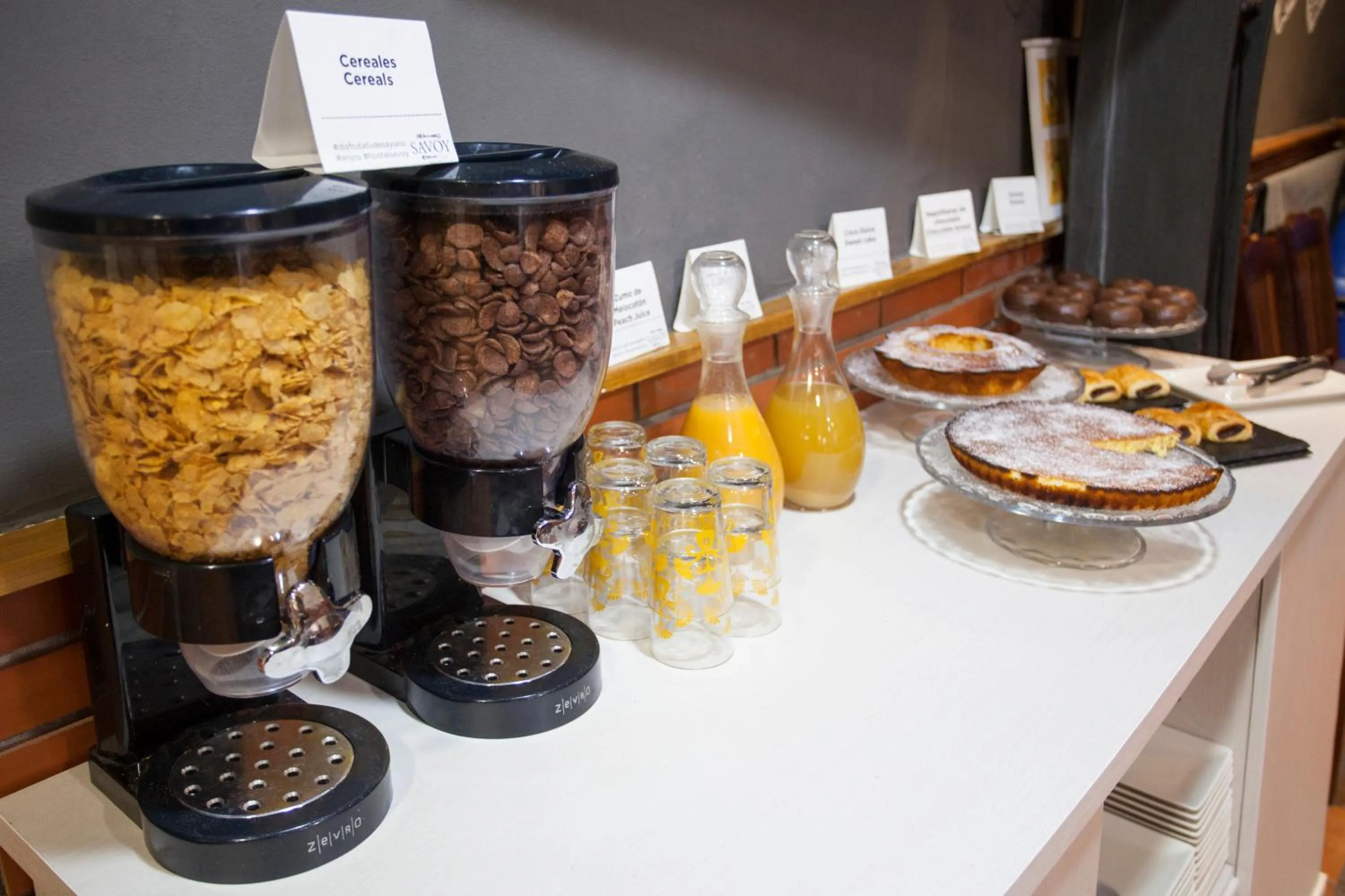 Food and drinks in Savoy