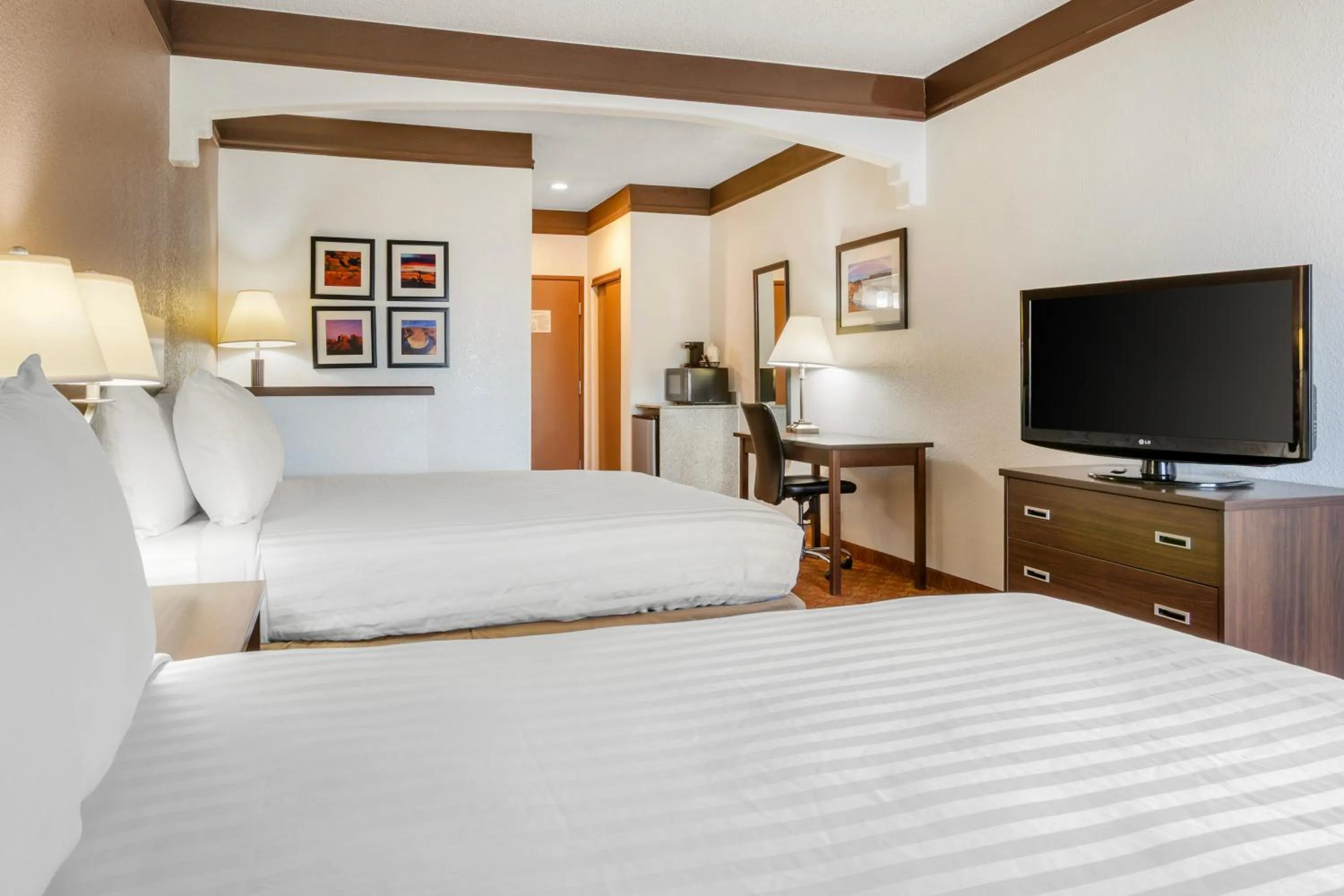 Bed in Best Western Tolleson