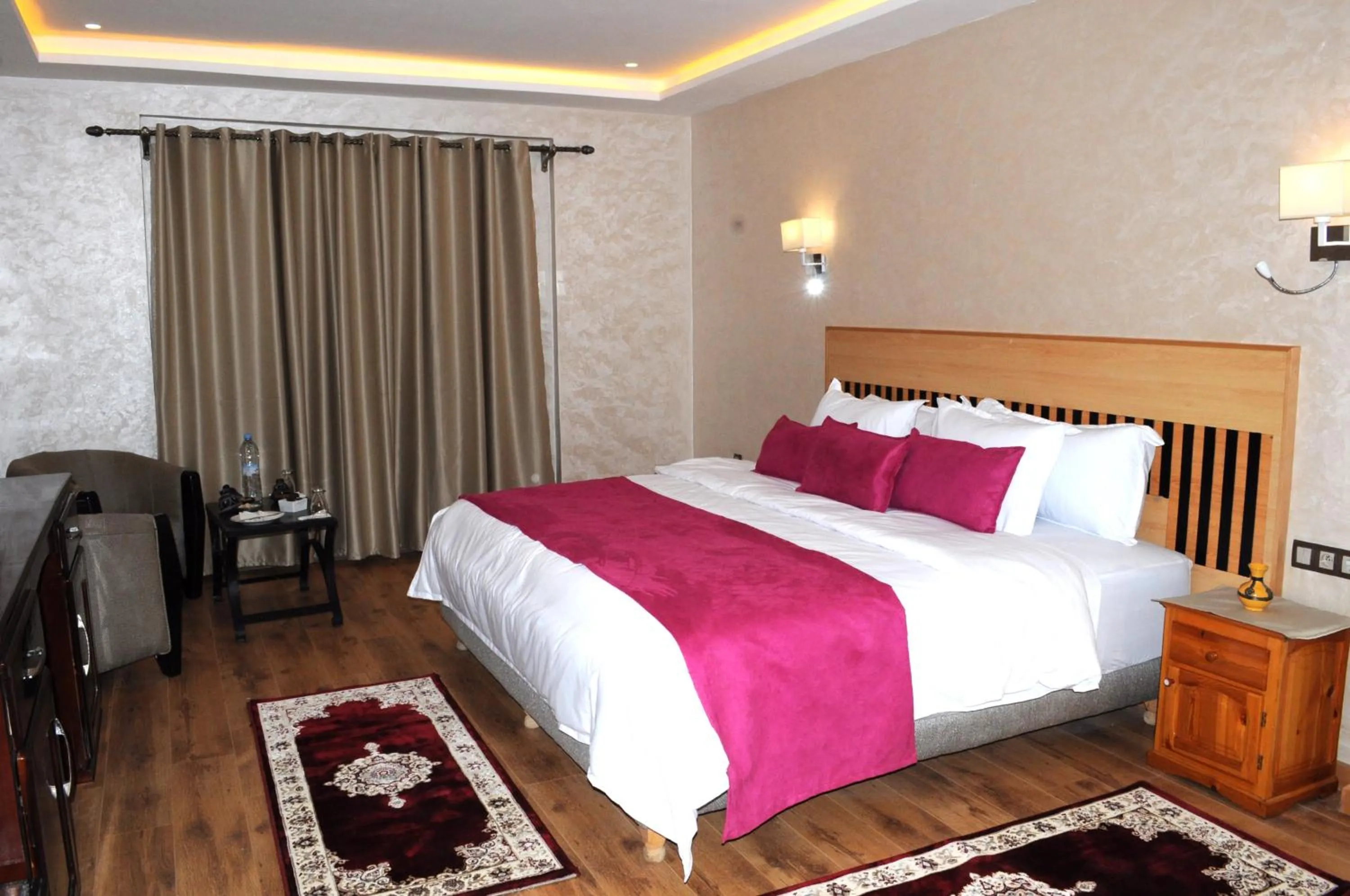 Bedroom, Bed in Erfoud Palace