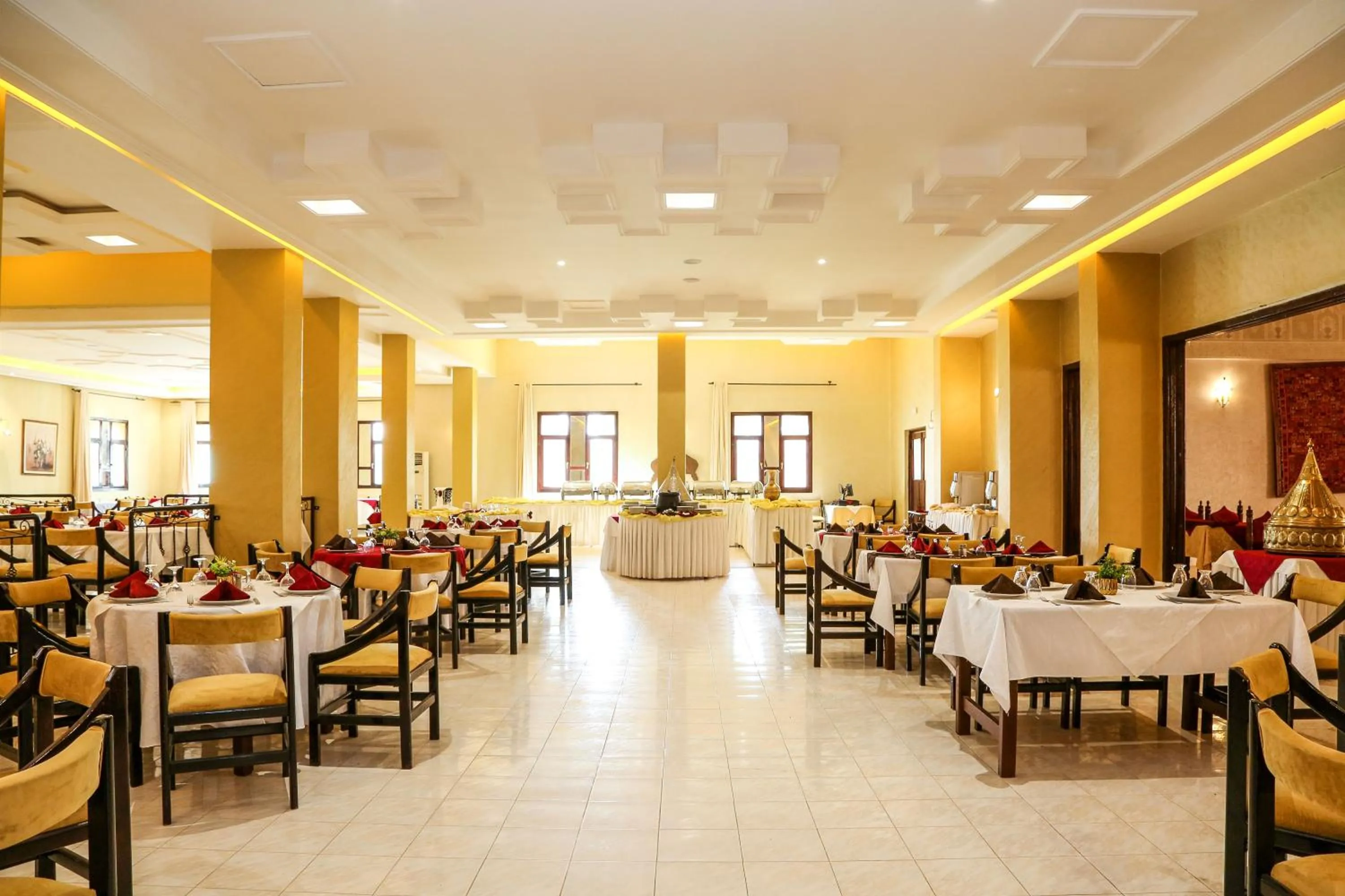 Restaurant/places to eat in Erfoud Palace