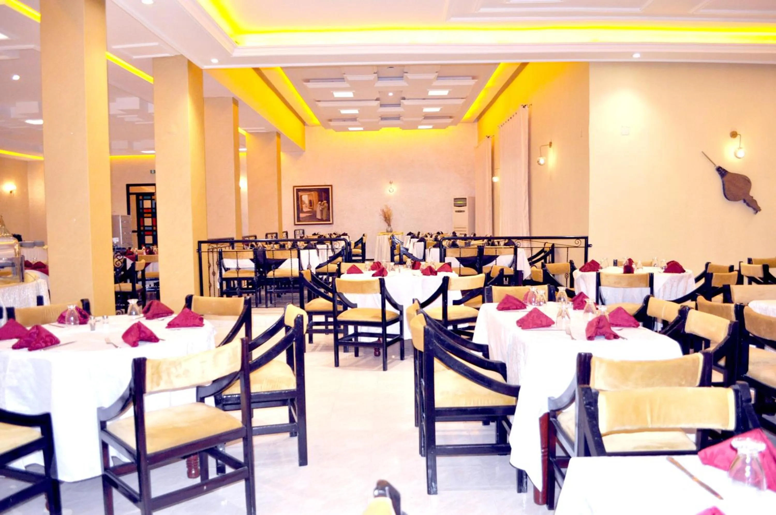 Restaurant/places to eat in Erfoud Palace