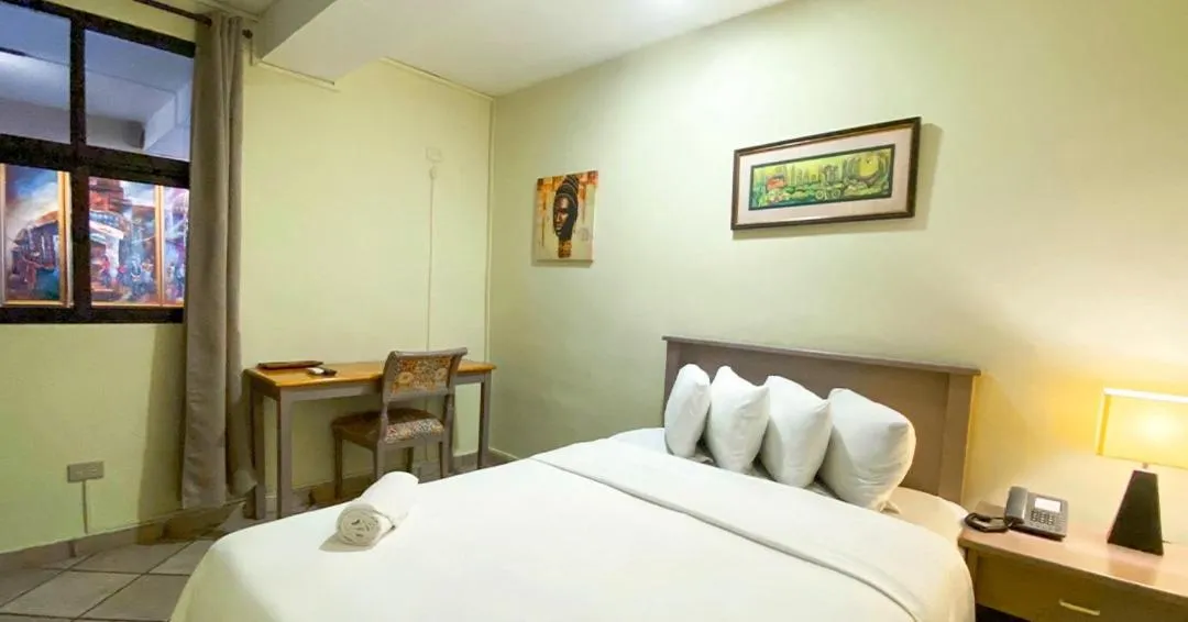 Bed in Morrison Hotel San Salvador