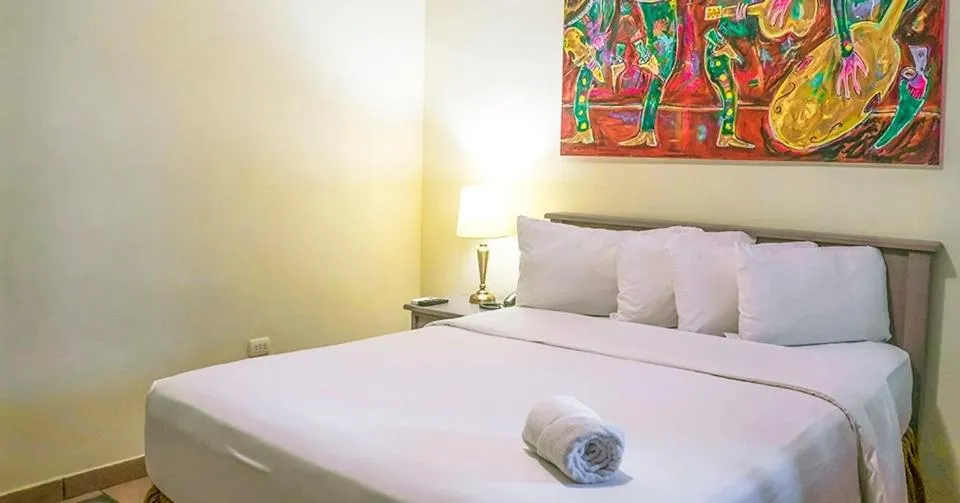 Bedroom, Bed in Morrison Hotel San Salvador