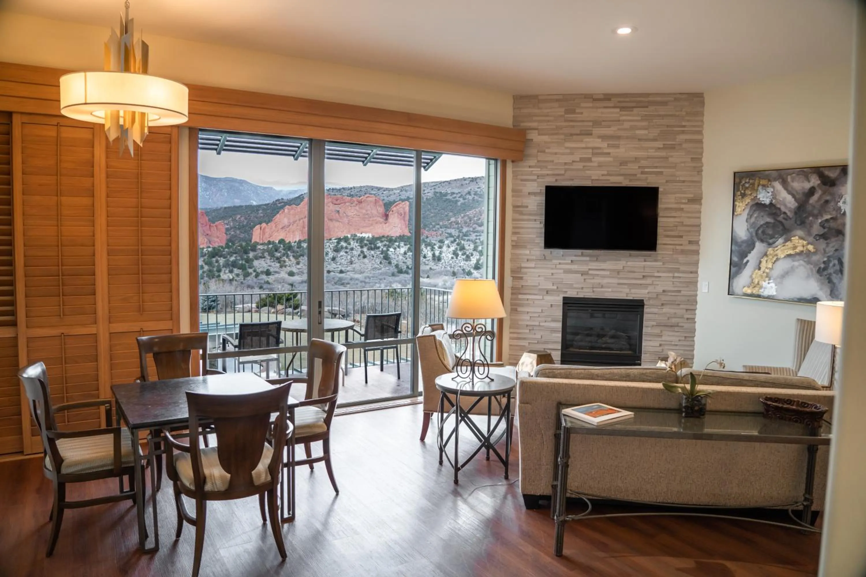 Garden of the Gods Resort & Club