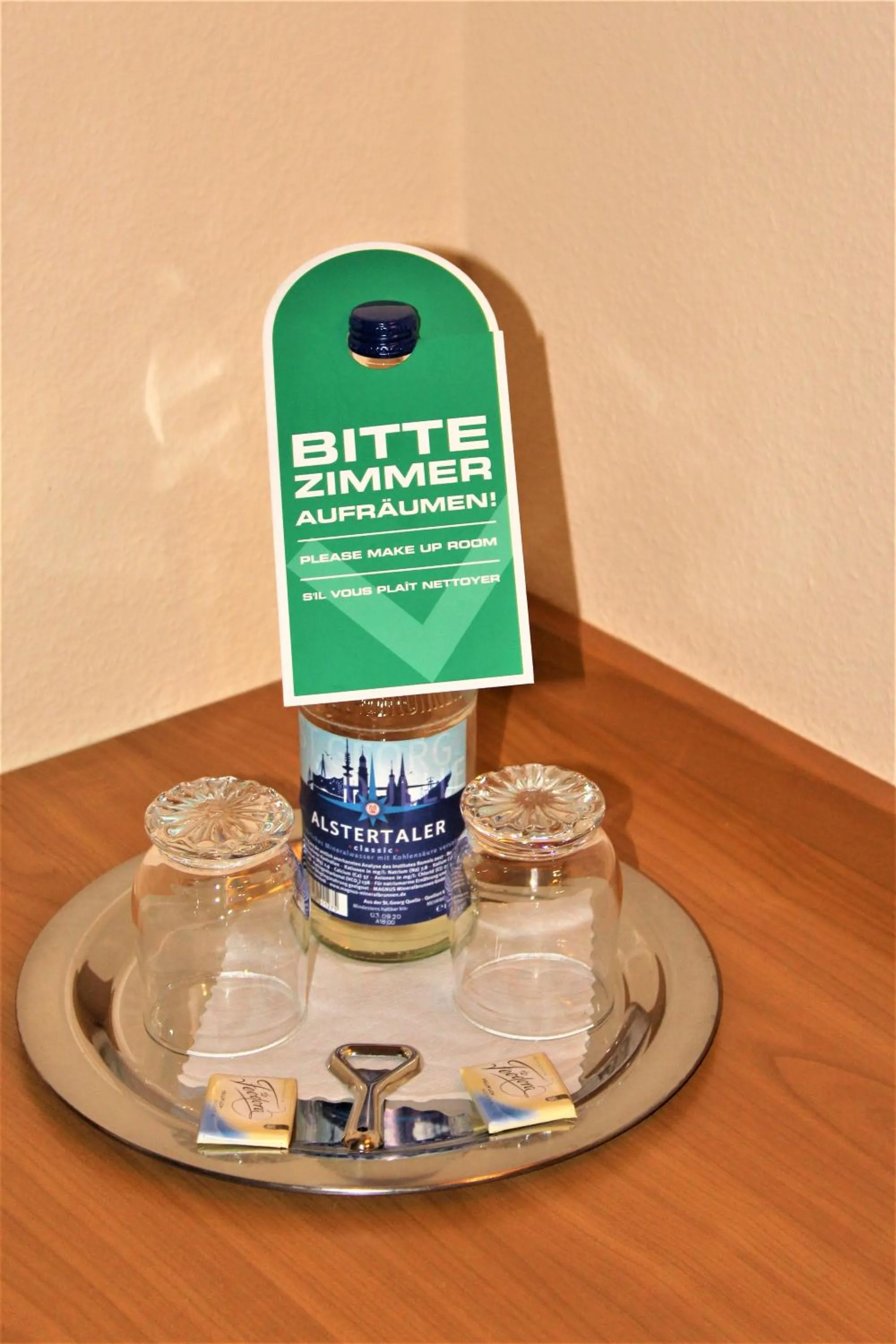 Drinks in Hotel Alsterquelle 24h Check-in, Free Parking and WiFi