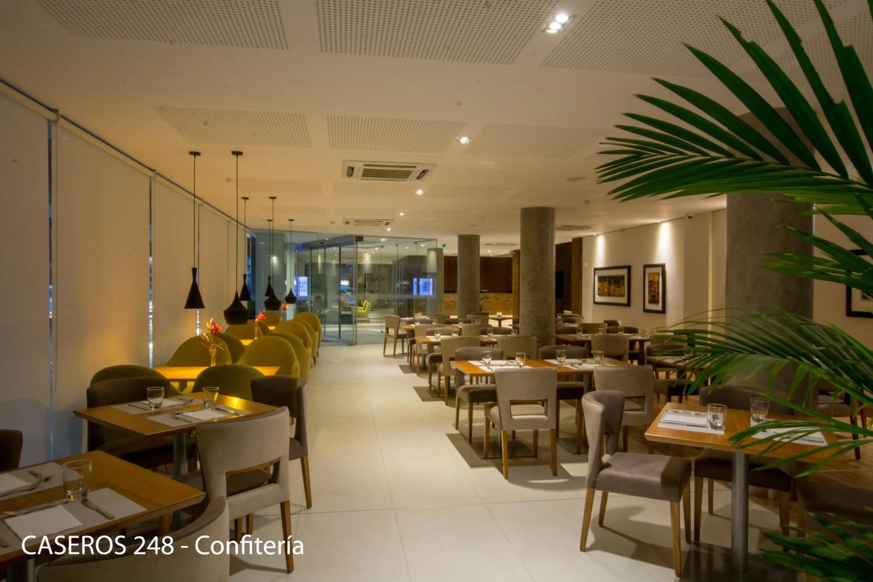 Patio in Caseros 248 Hotel