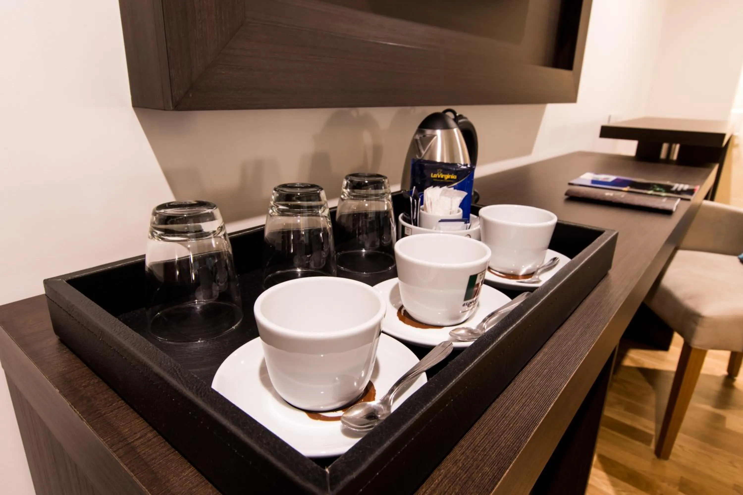 Coffee/tea facilities in Caseros 248 Hotel