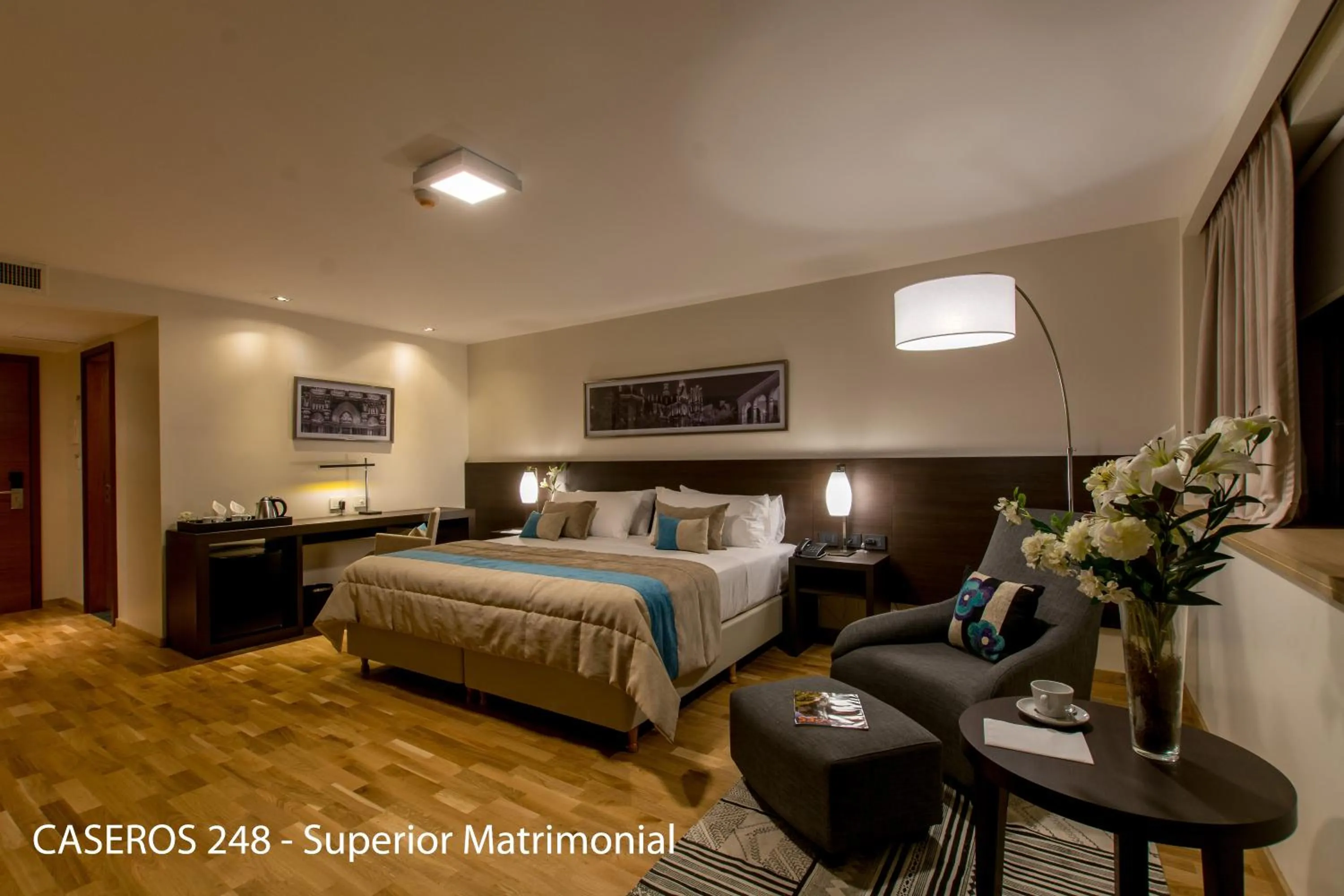 Bedroom, Bed in Caseros 248 Hotel