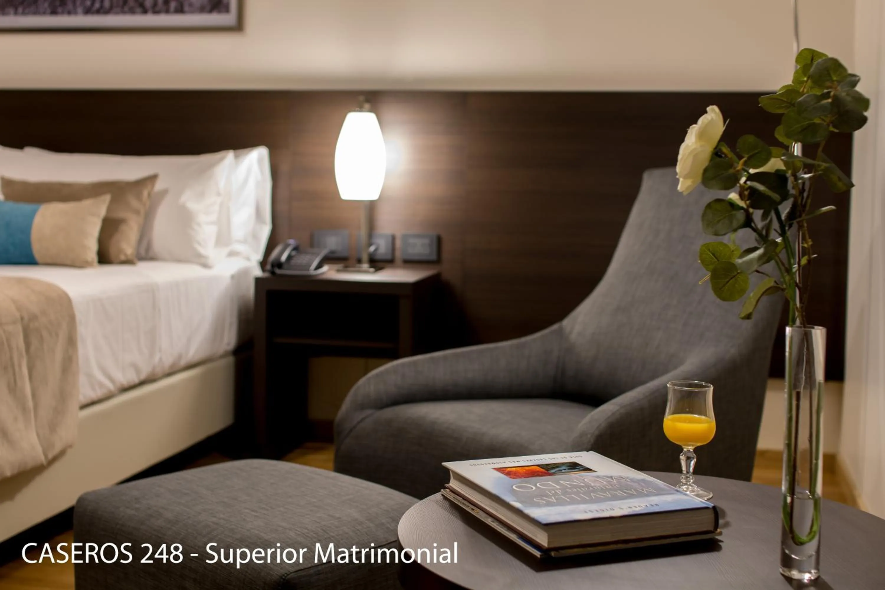 Bedroom, Bed in Caseros 248 Hotel