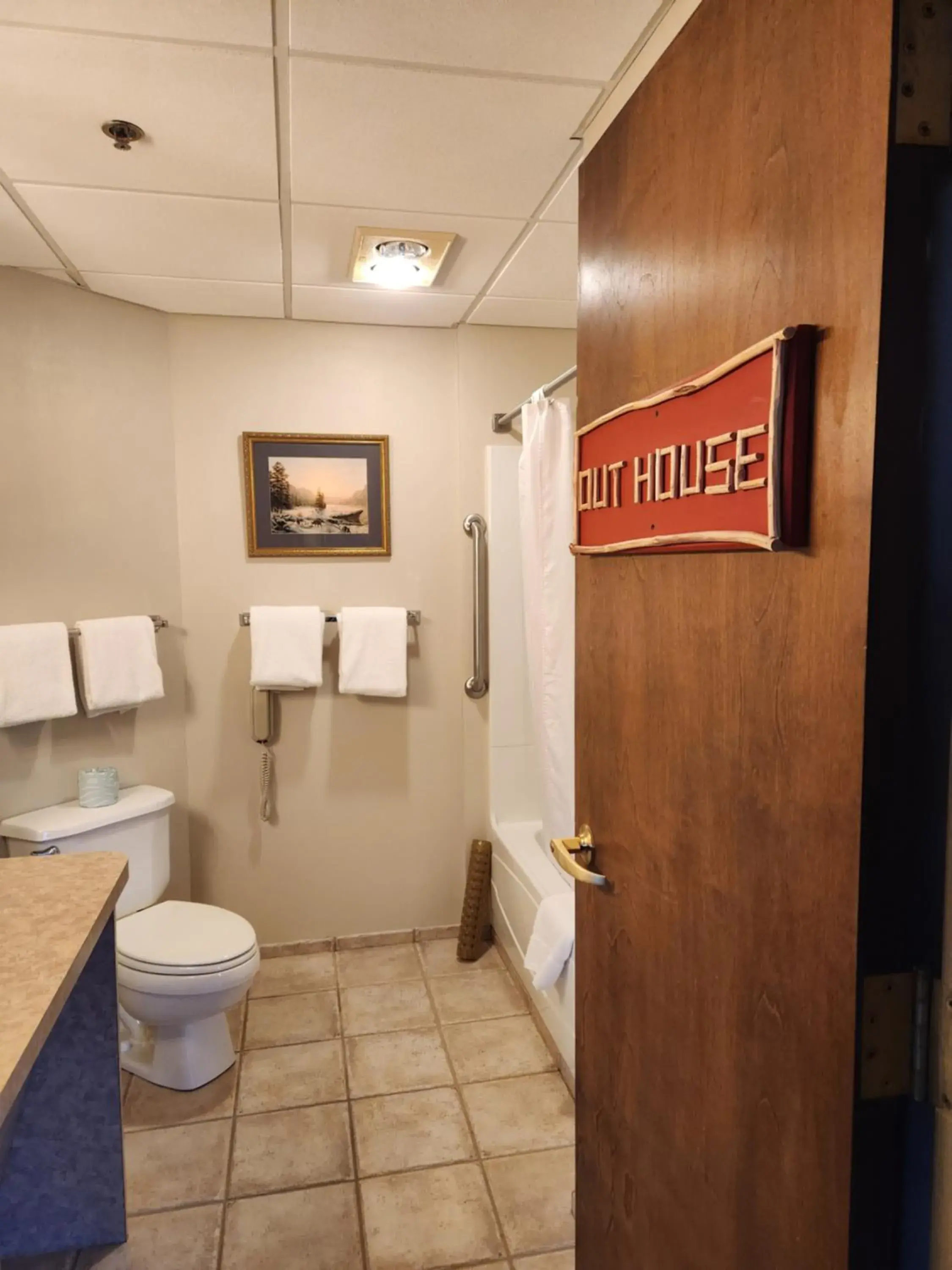 Family Suite in The Common Man Inn & Lodge, Plymouth Family Suite in The Common Man Inn & Lodge, Plymouth