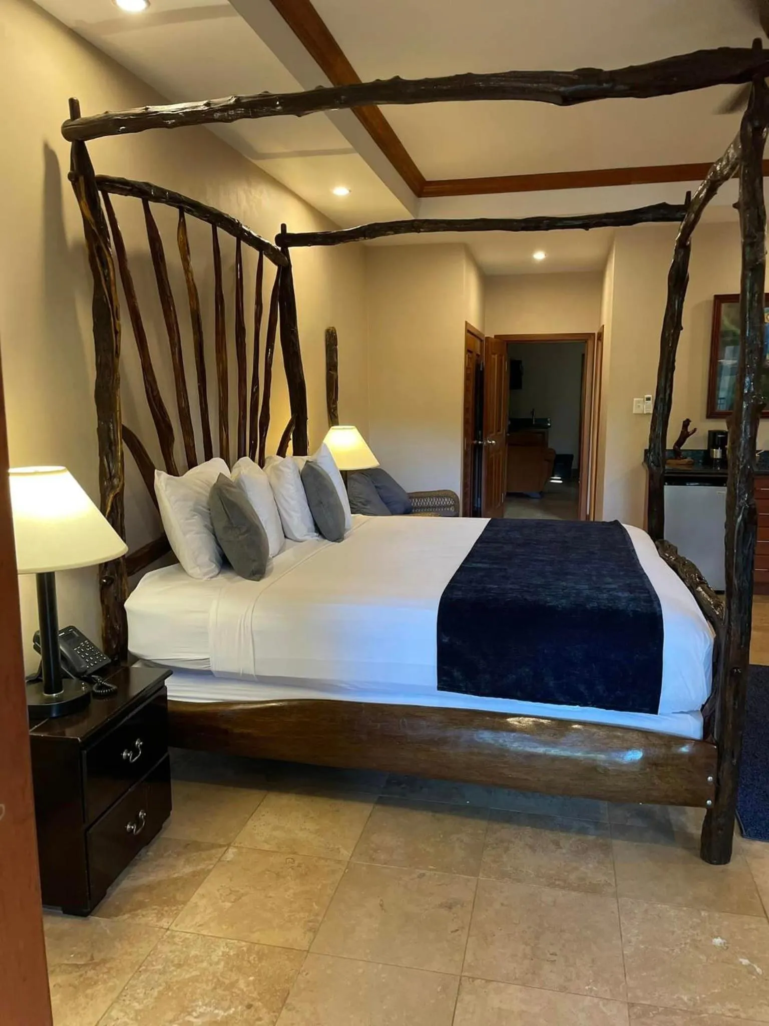 Bedroom, Bed in Black Orchid Resort