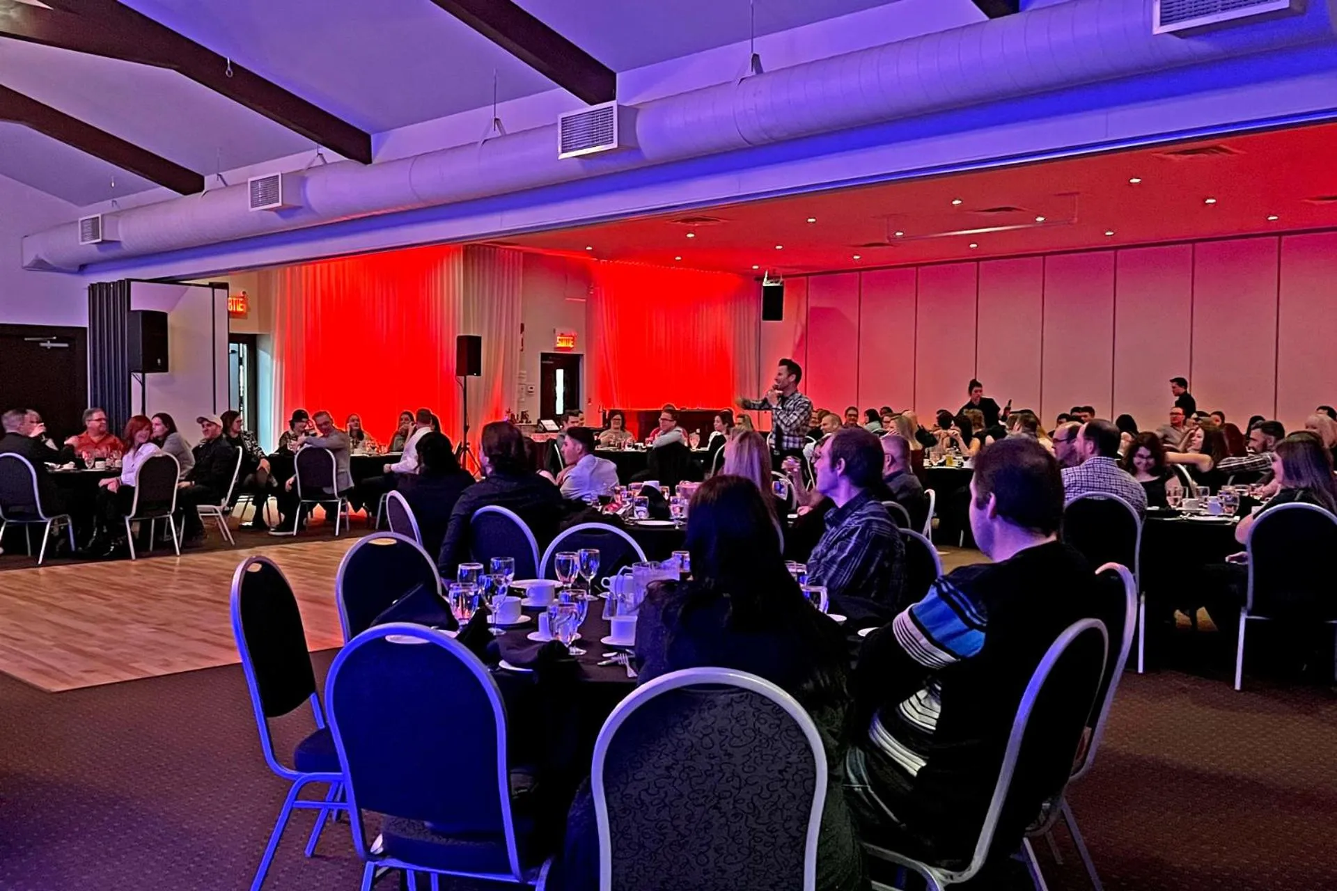 group of guests in La cache à Maxime