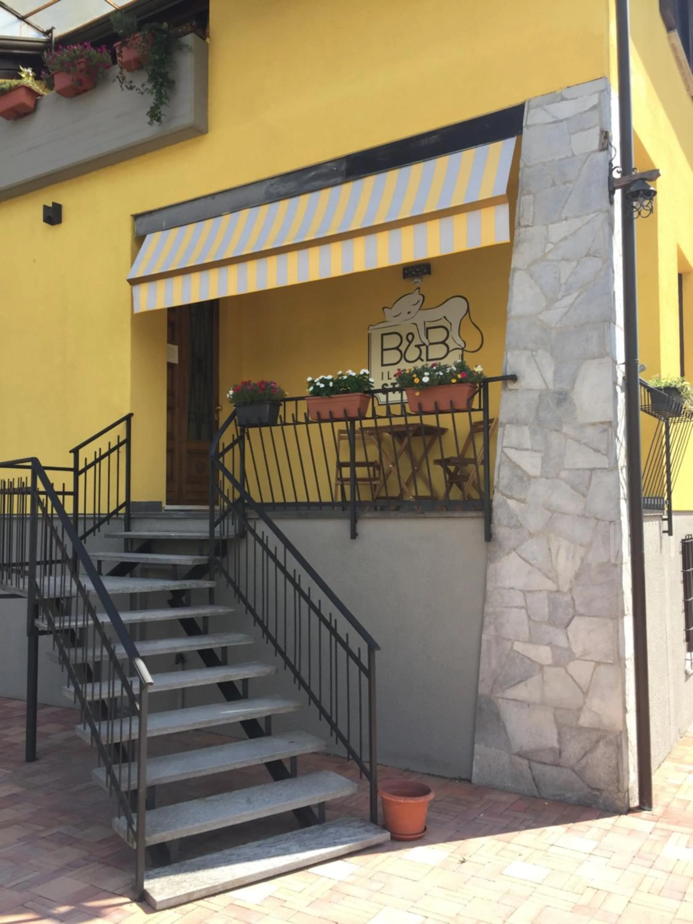 Facade/entrance in Il Gatto Stanco B&B