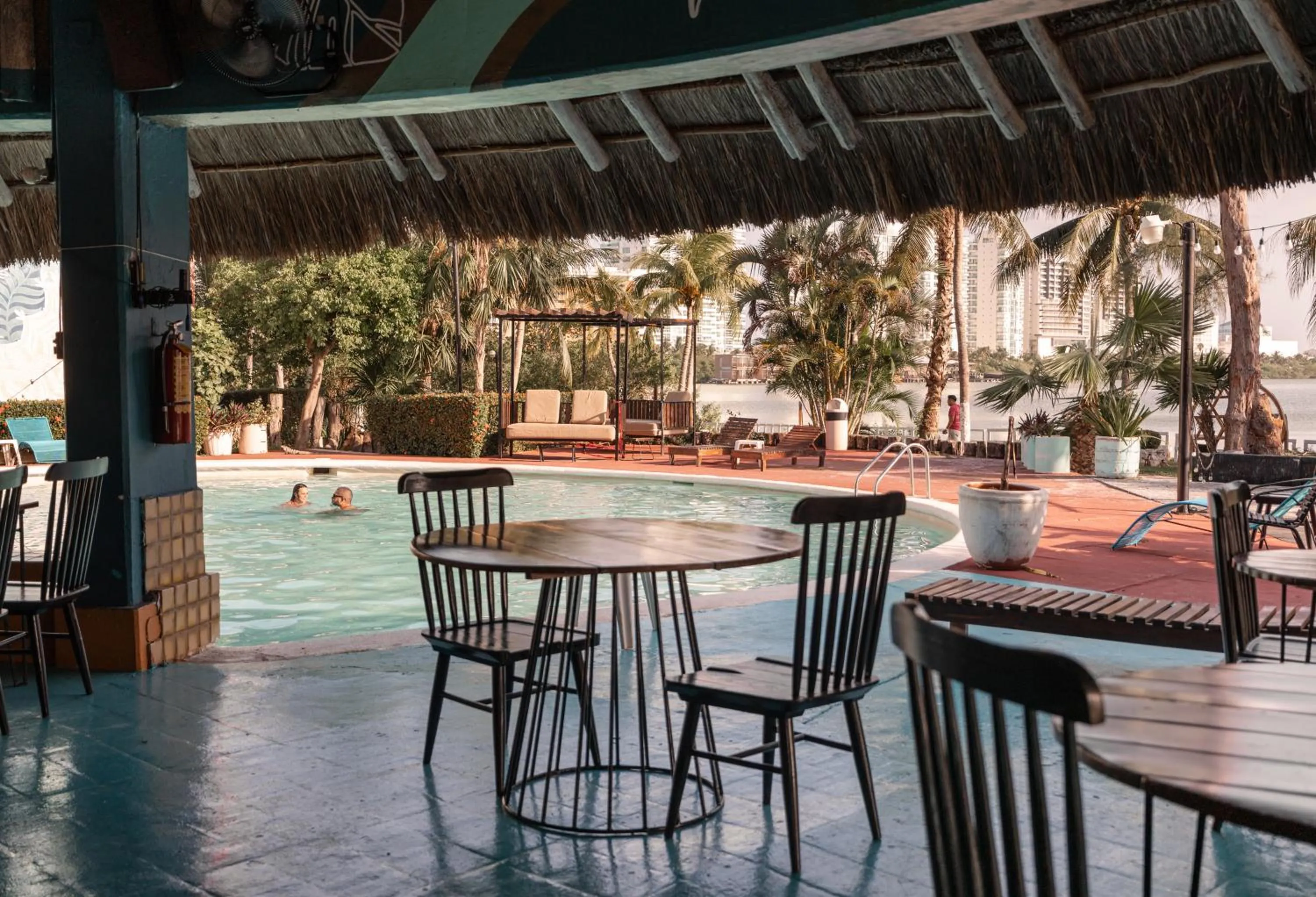 Restaurant/places to eat in Nílu Cancun Zona Hotelera by Selina