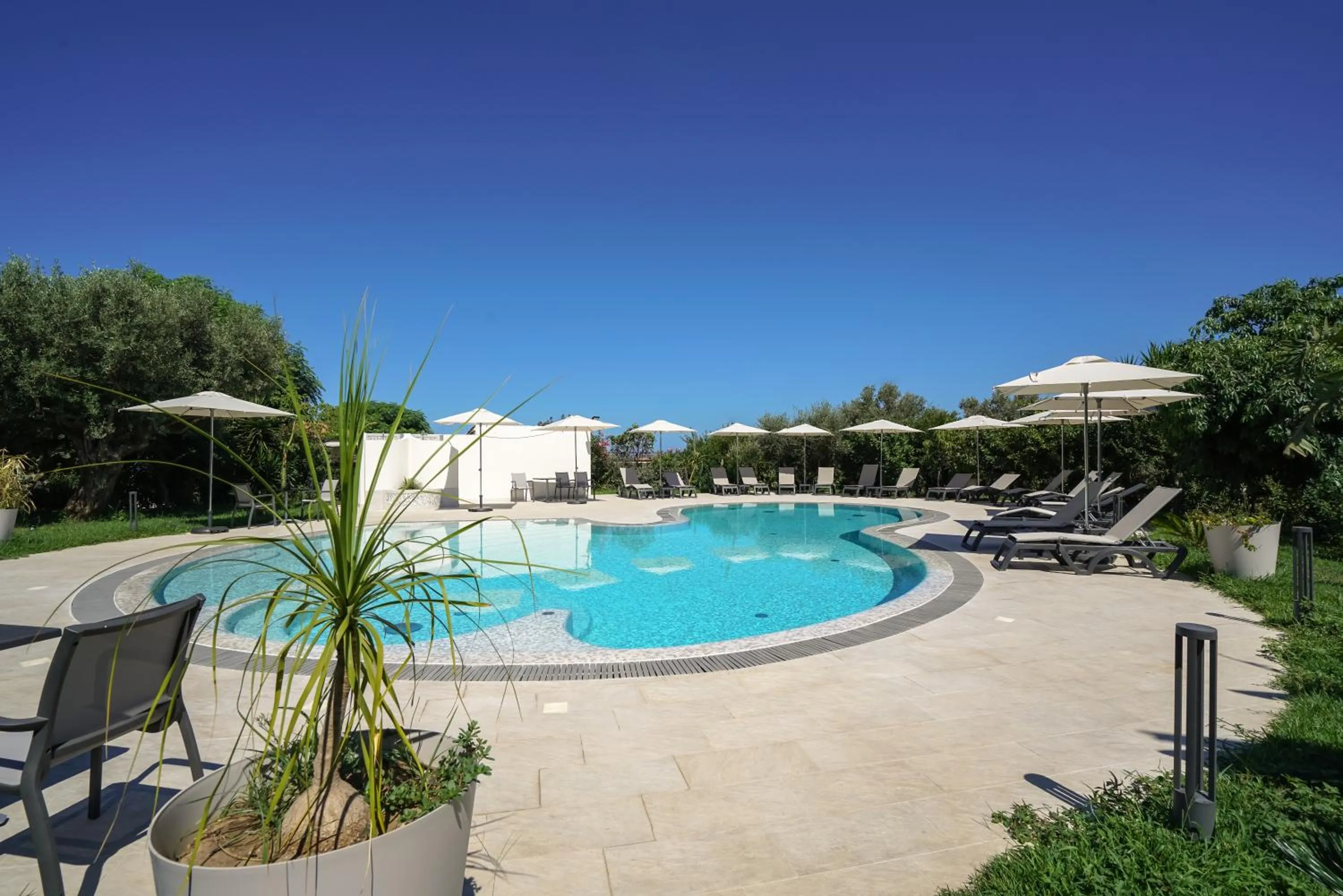 Pool view in Europa rooms and restaurant