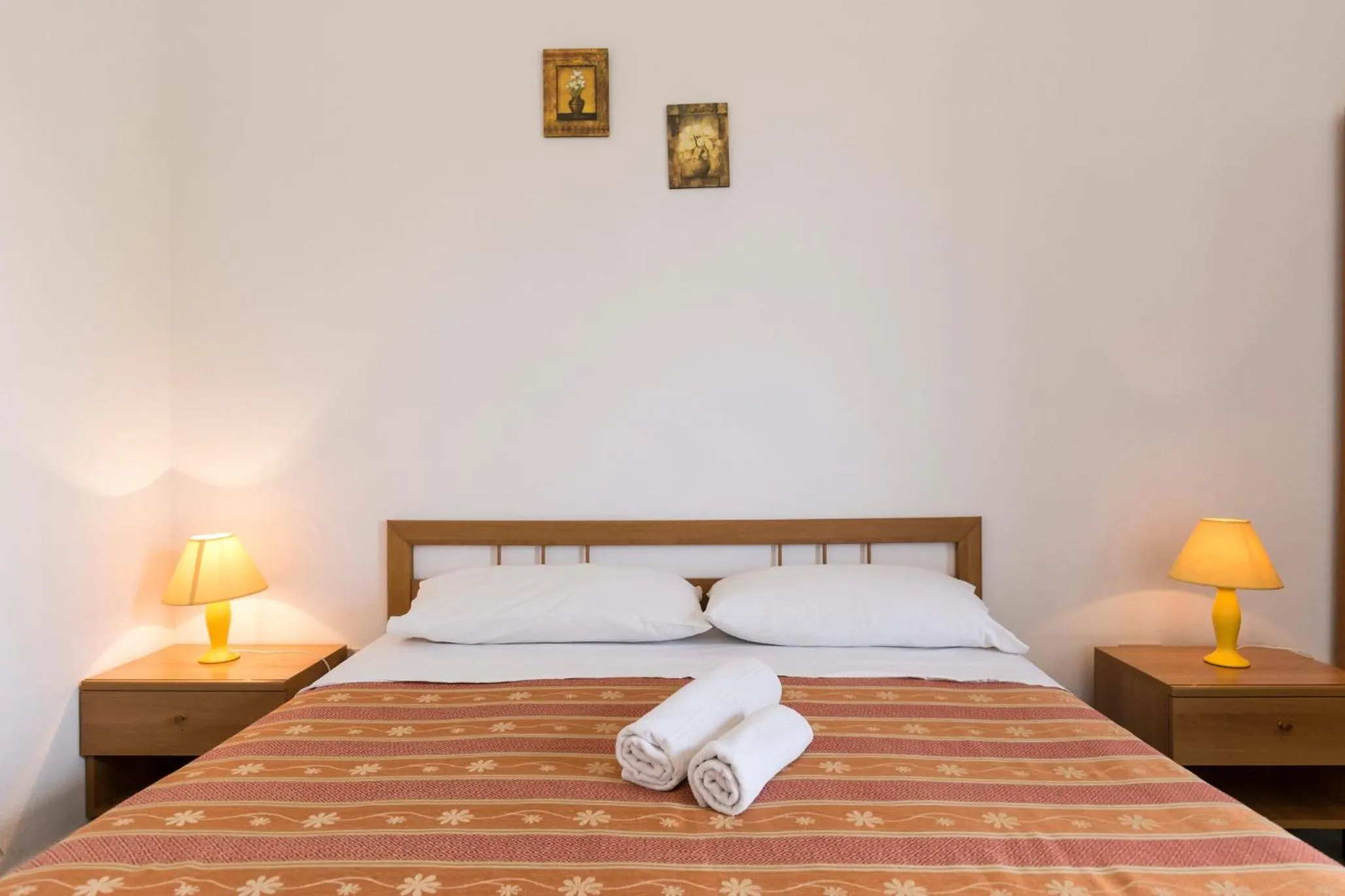 Bedroom, Bed in Europa rooms and restaurant