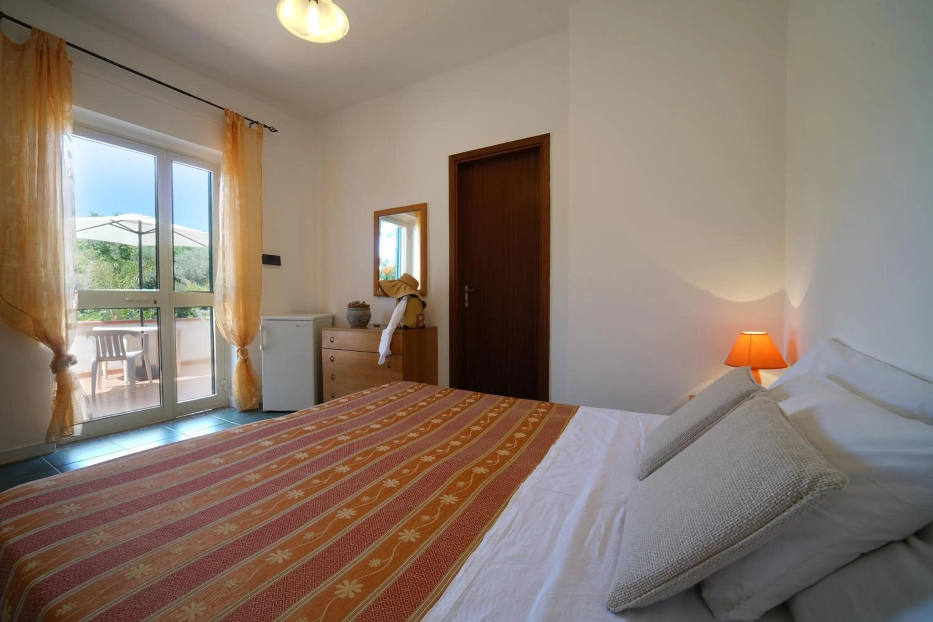 Bed in Europa rooms and restaurant