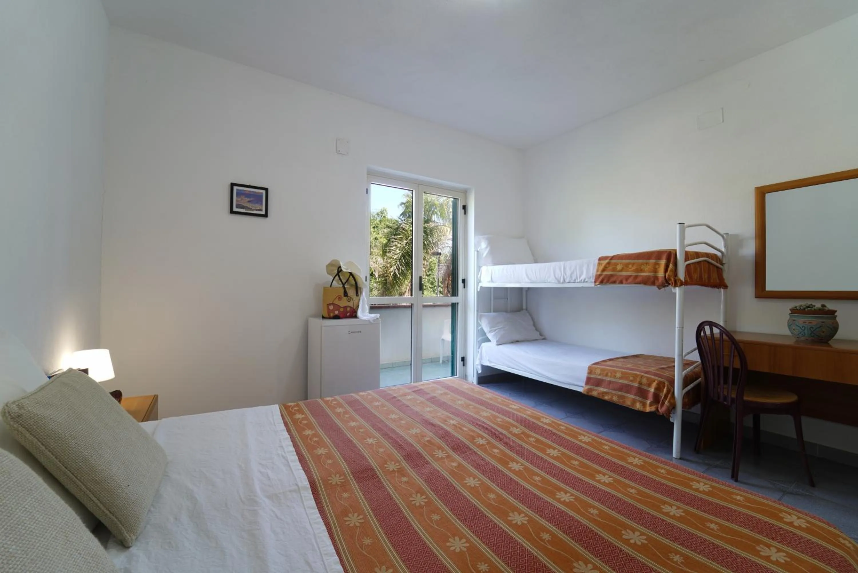 Bed in Europa rooms and restaurant