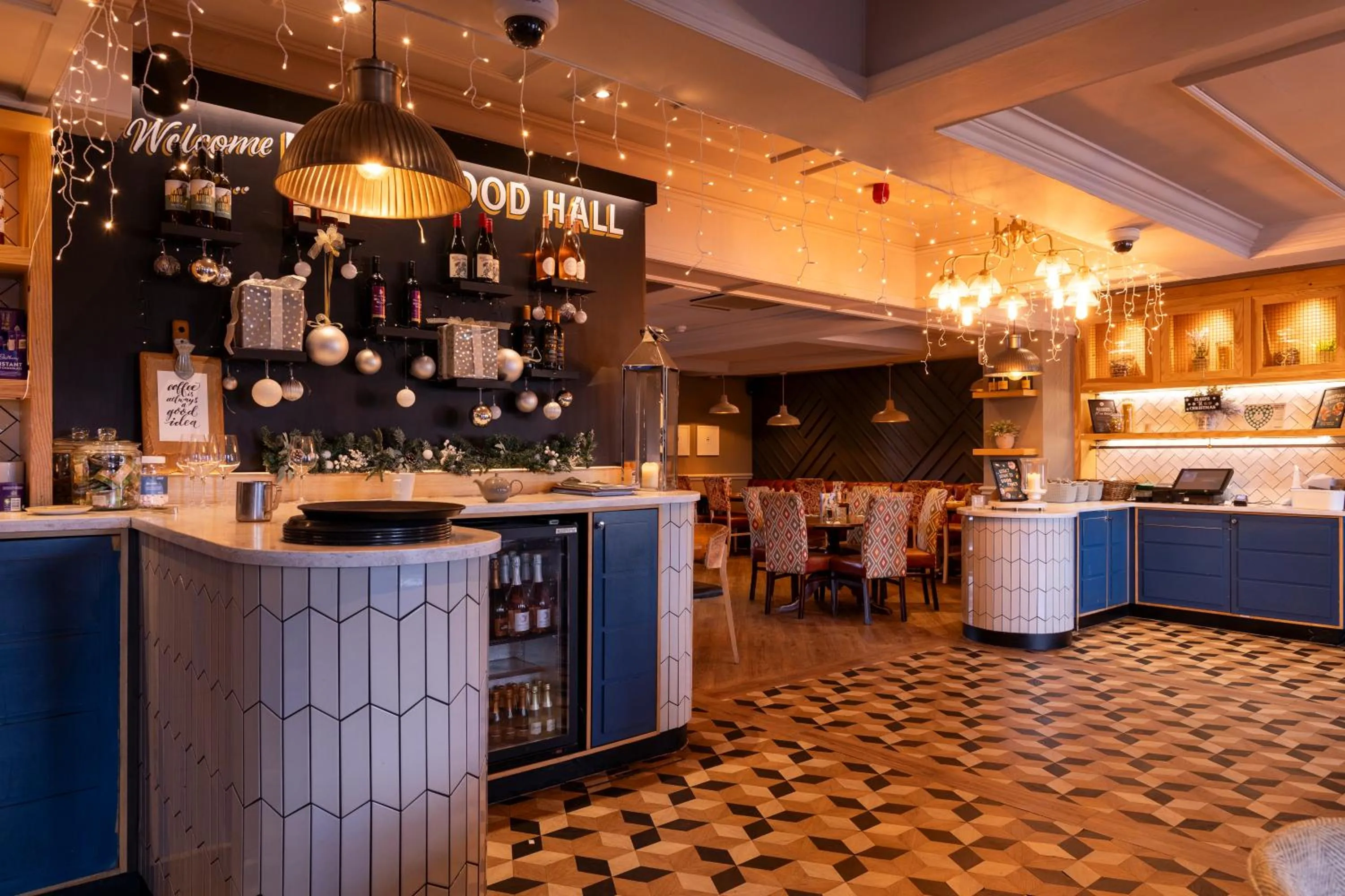 Lounge or bar in Hartwood Hall by Greene King Inns